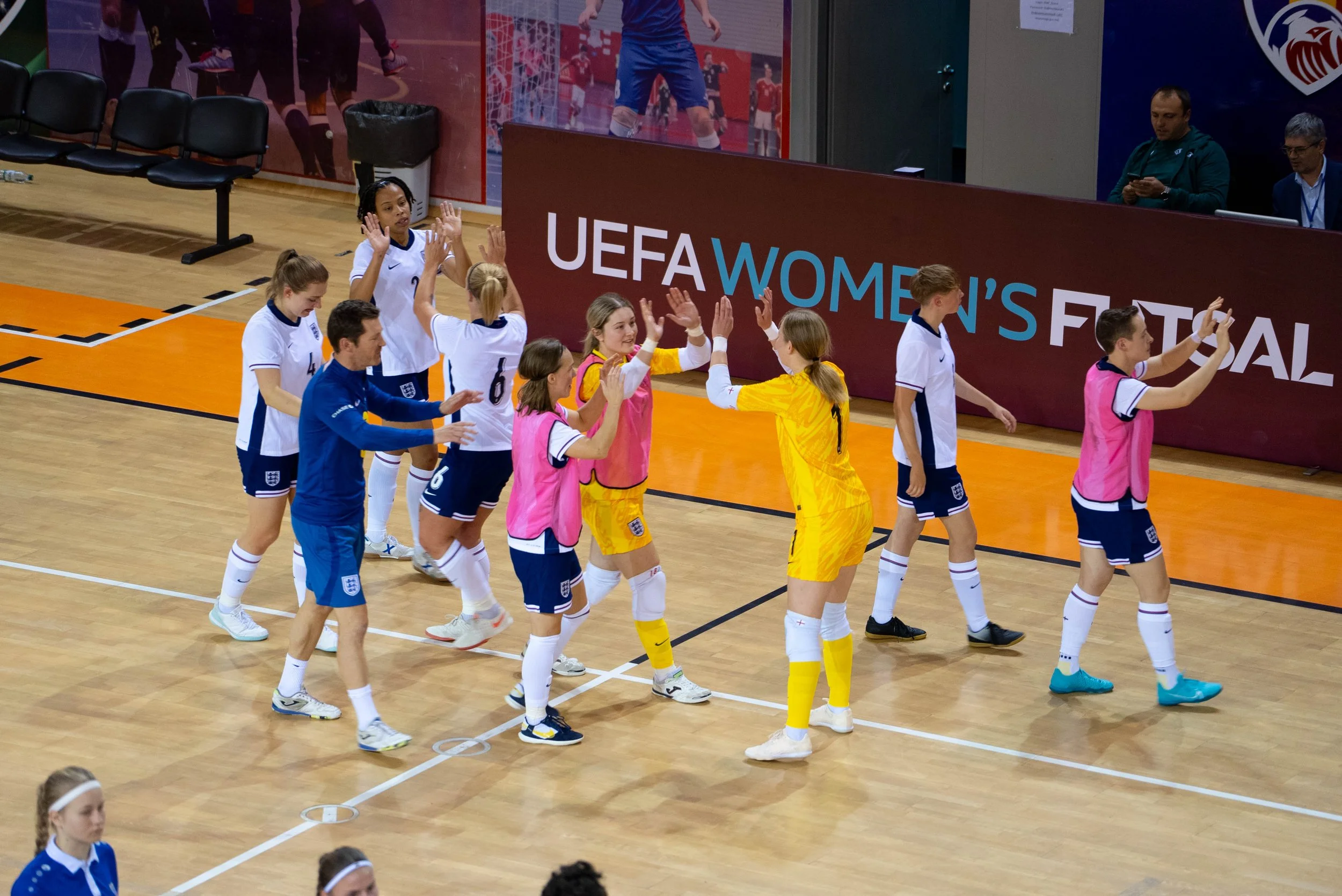 FREE LIONESSES CPD - Preparing For In-Game Decision Making