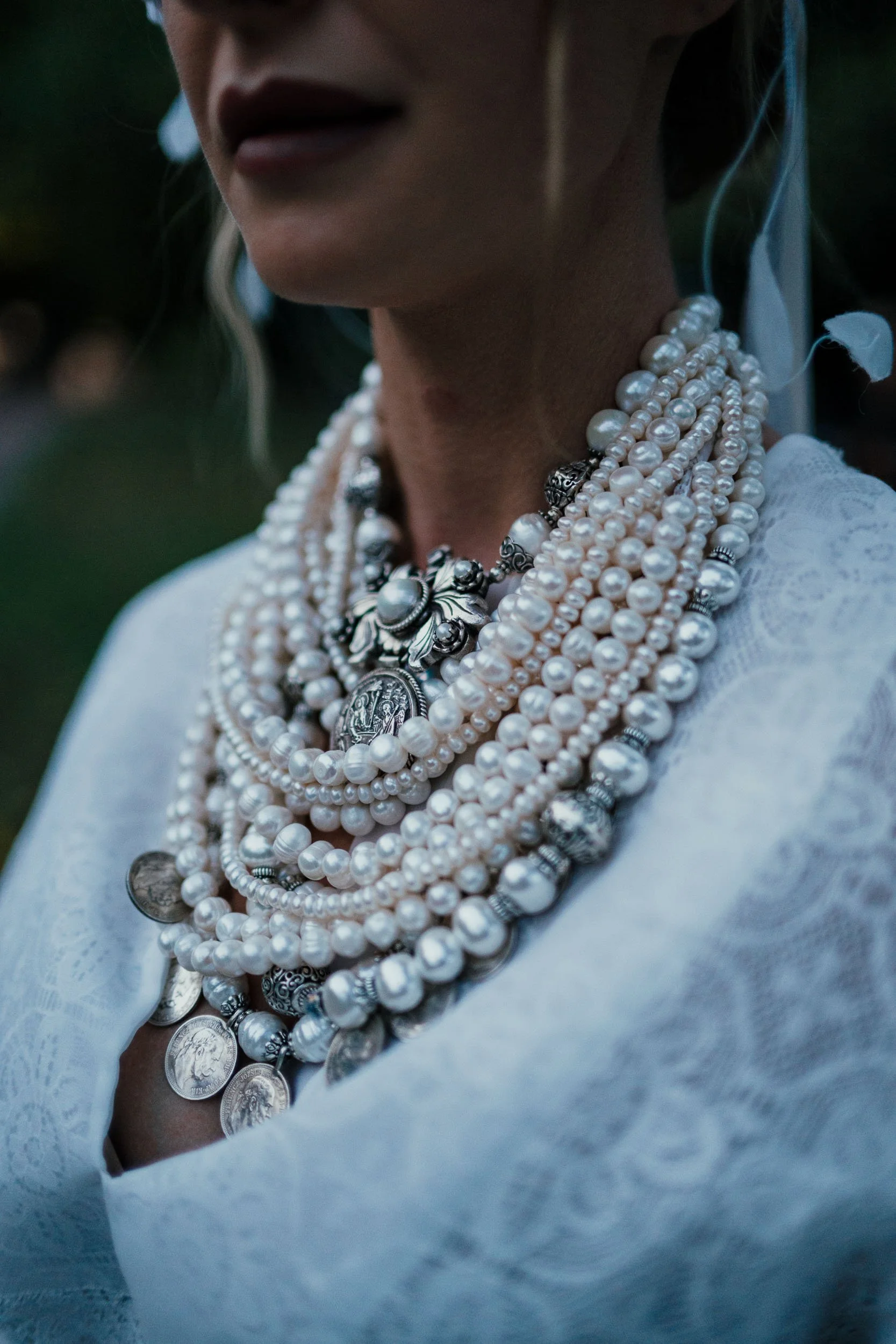 Editorial-style bridal necklace – cinematic reception detail by Studio Aelina