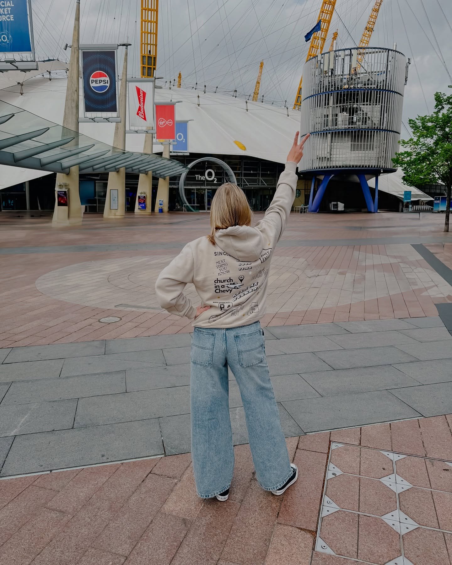 Just out here doing tourist things in LDN 🇬🇧✌🏼