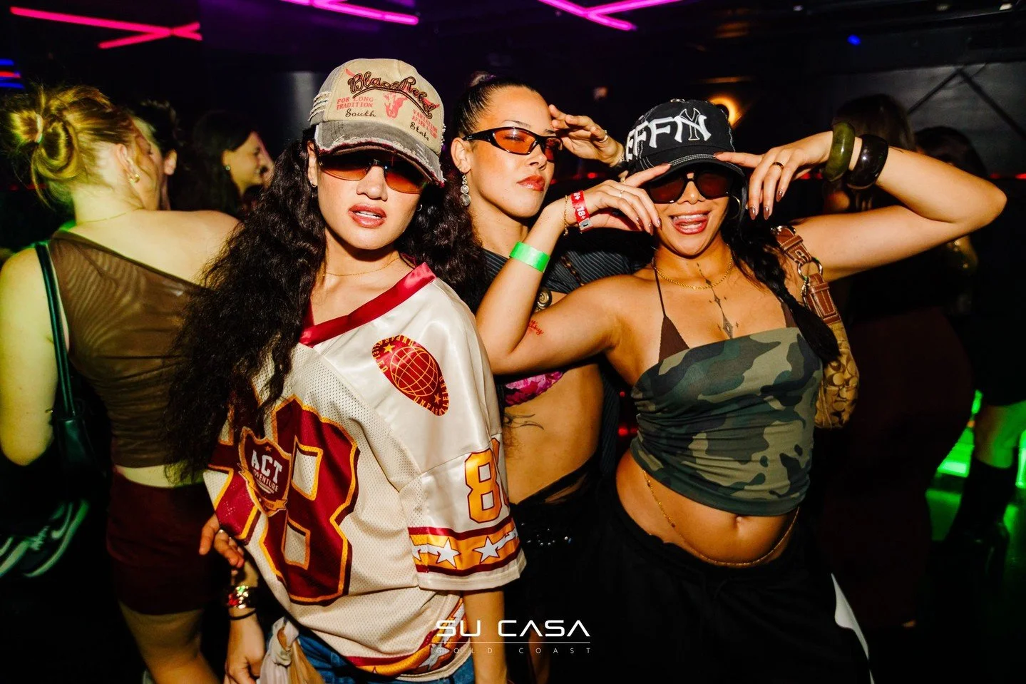 Photo albums from the weekend dropping soon 💧