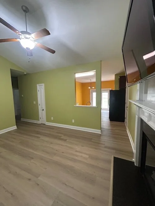 Living Room 3.jpg