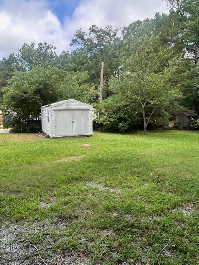 storage bldg.jpg
