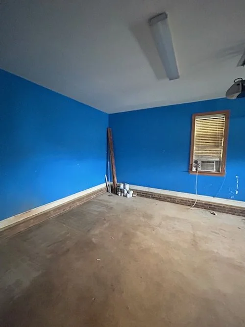 garage.jpg
