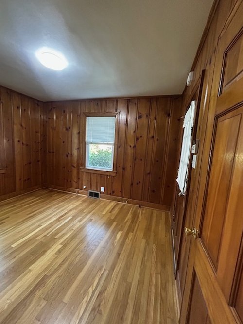 office-2.jpg