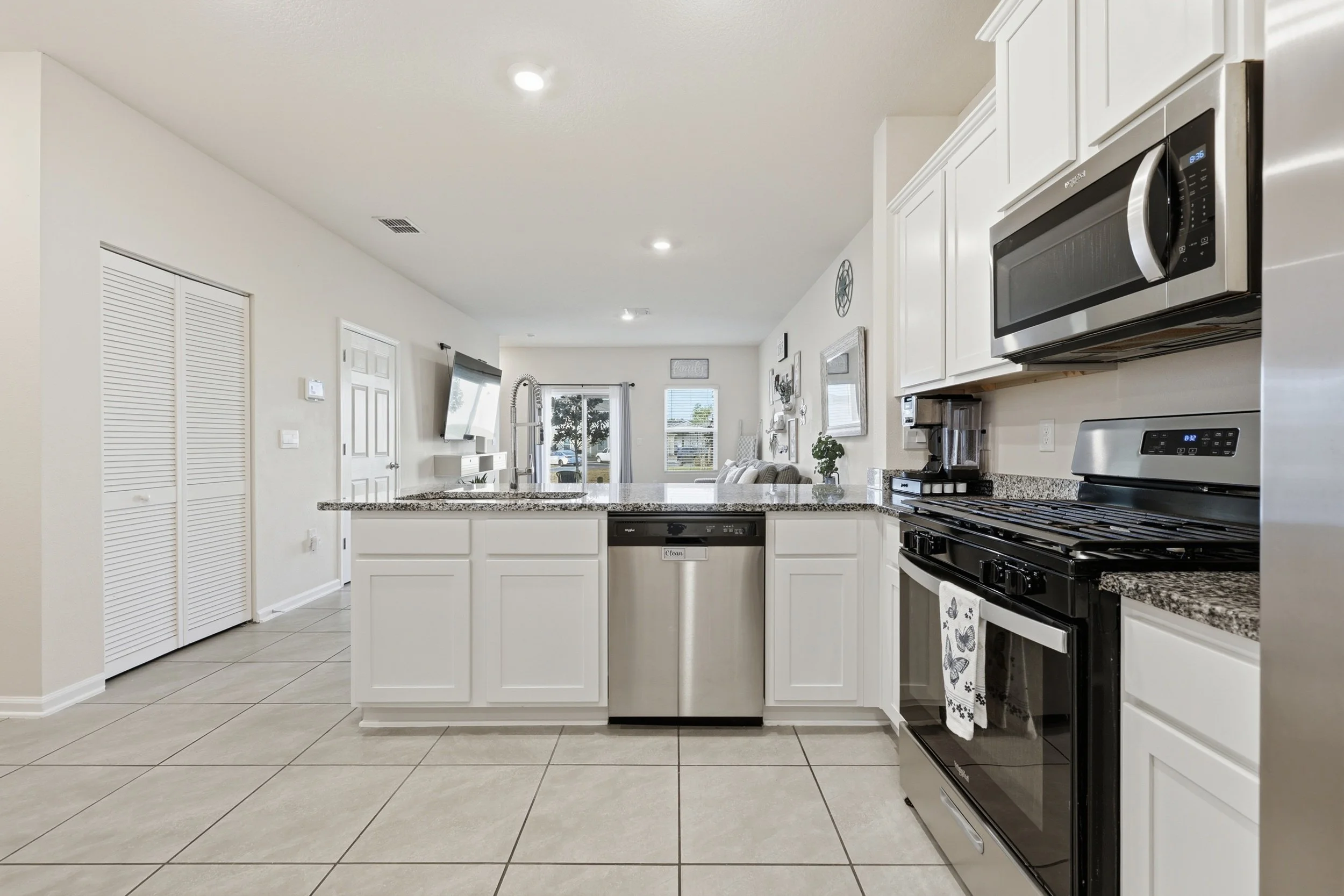 the real estateographers_007.jpg