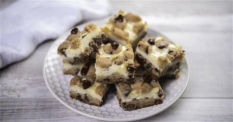 Chocolate Chip Cookie Cheesecake