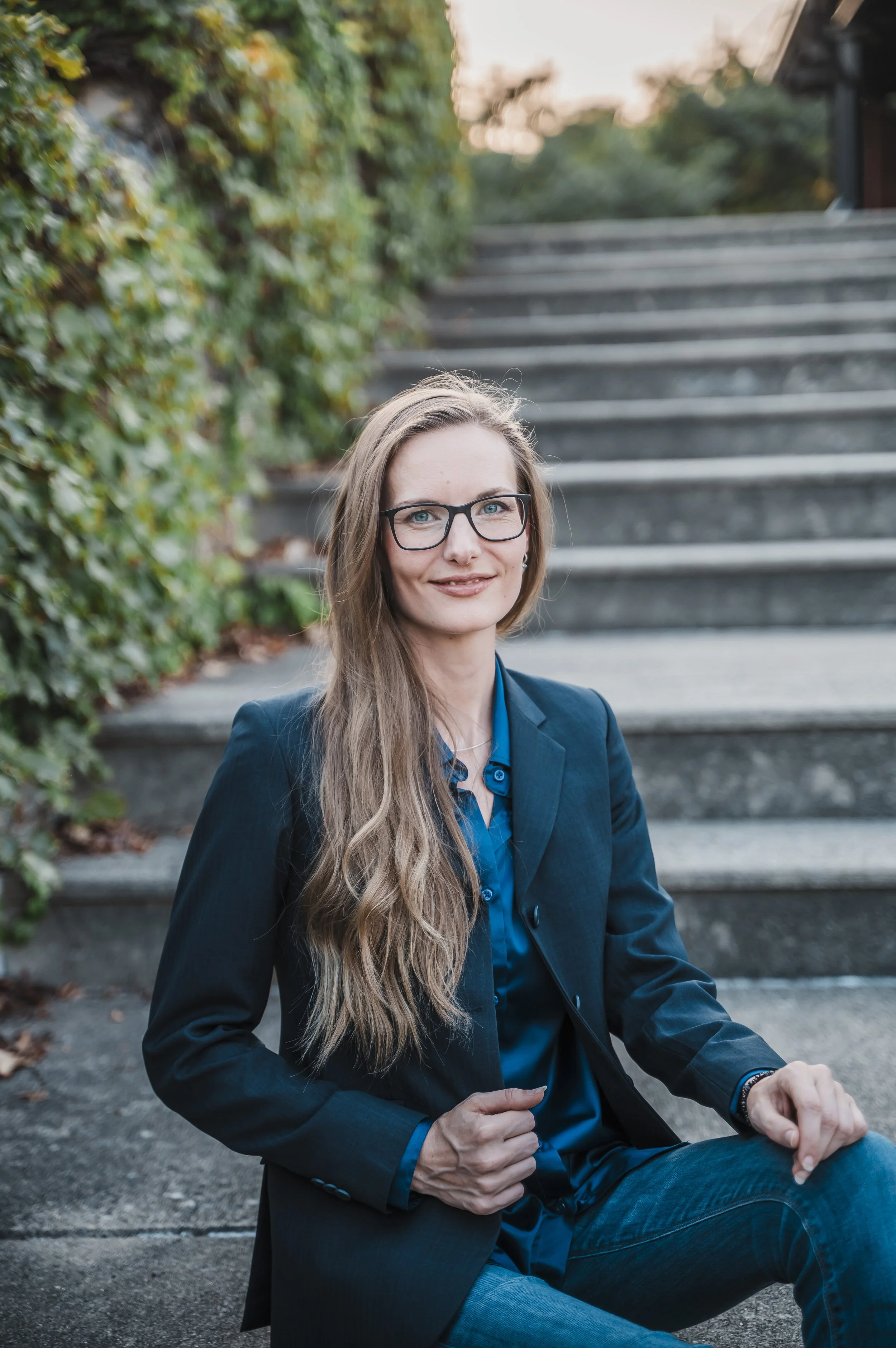 Jennifer Davoust Master Hypnotist smiling