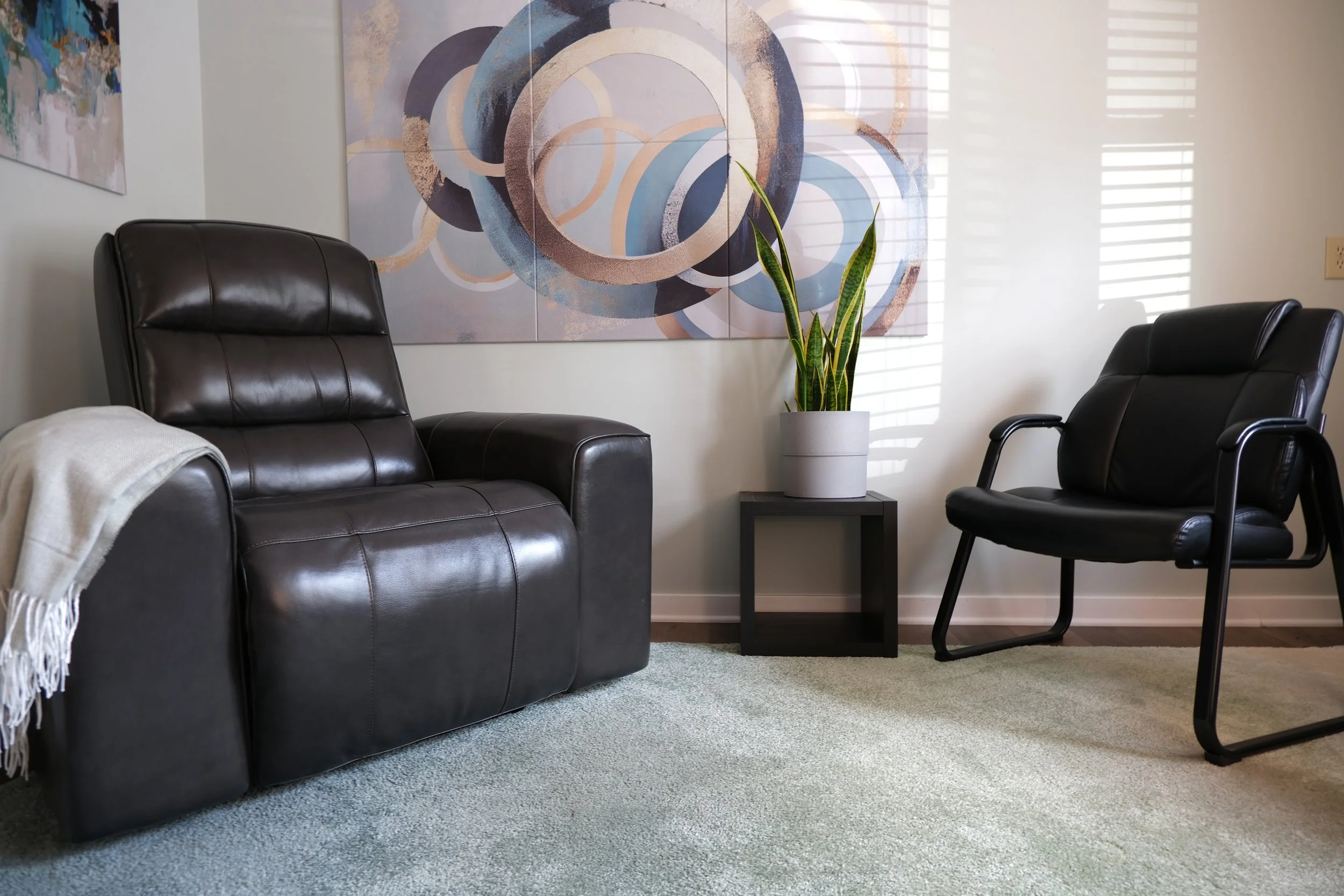 inside columbus ohio hypnosis office