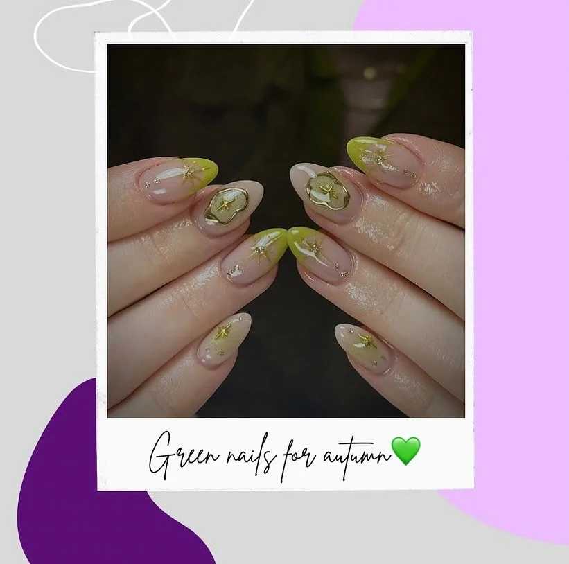 Who doesn’t love a green and gold nail combo✨💚#gelnails #biosculpturegb #biosculpture #evogel #gelfinish #nailedit #naildesigns  #nails #vegannails #vegan  #healthynails #acrylicnails #acrylics #nailsoftheday #nailsartist #nailstyle #nailstoin