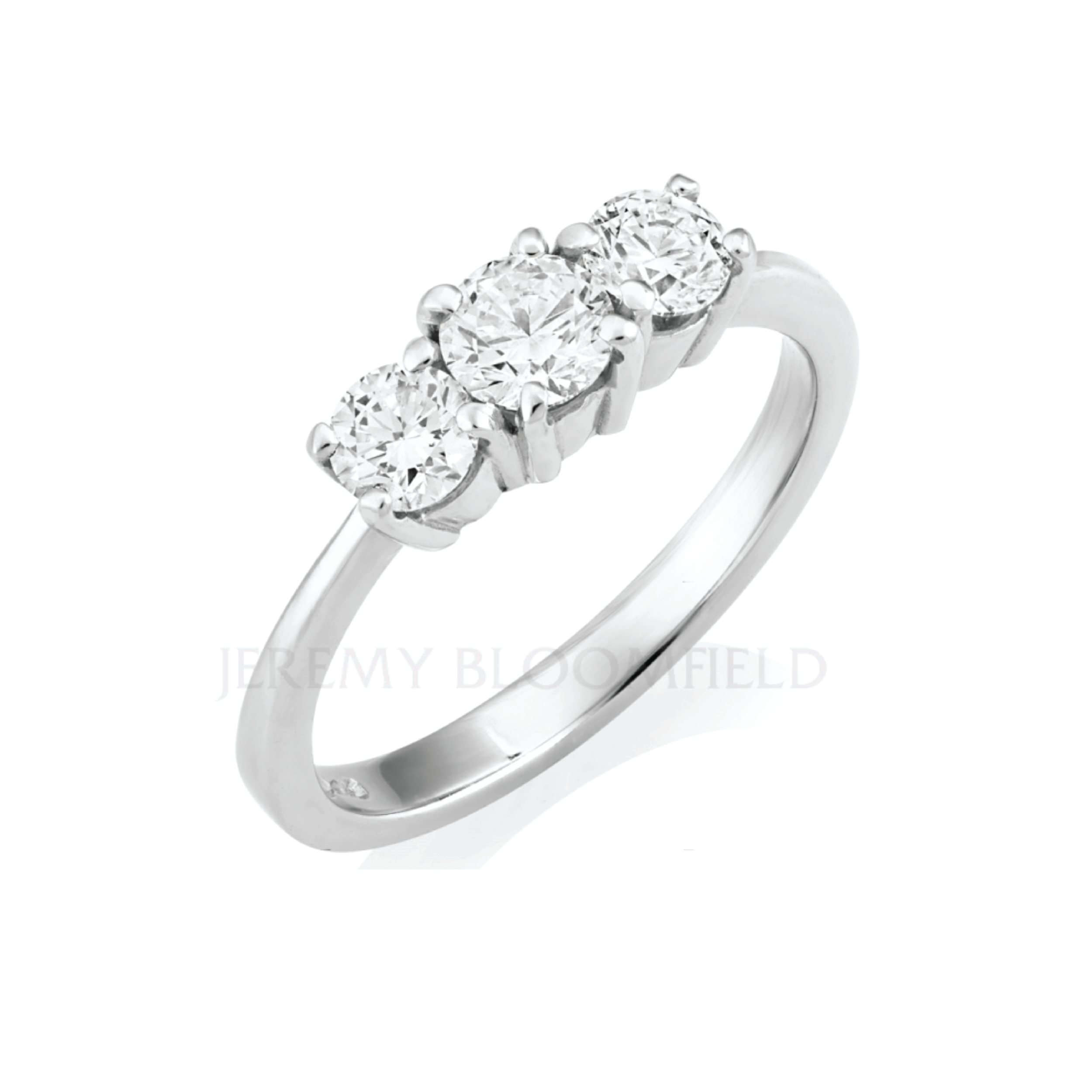 Tapered Platinum 3 Stone Diamond Ring 0.71ct GVS1 GIA
