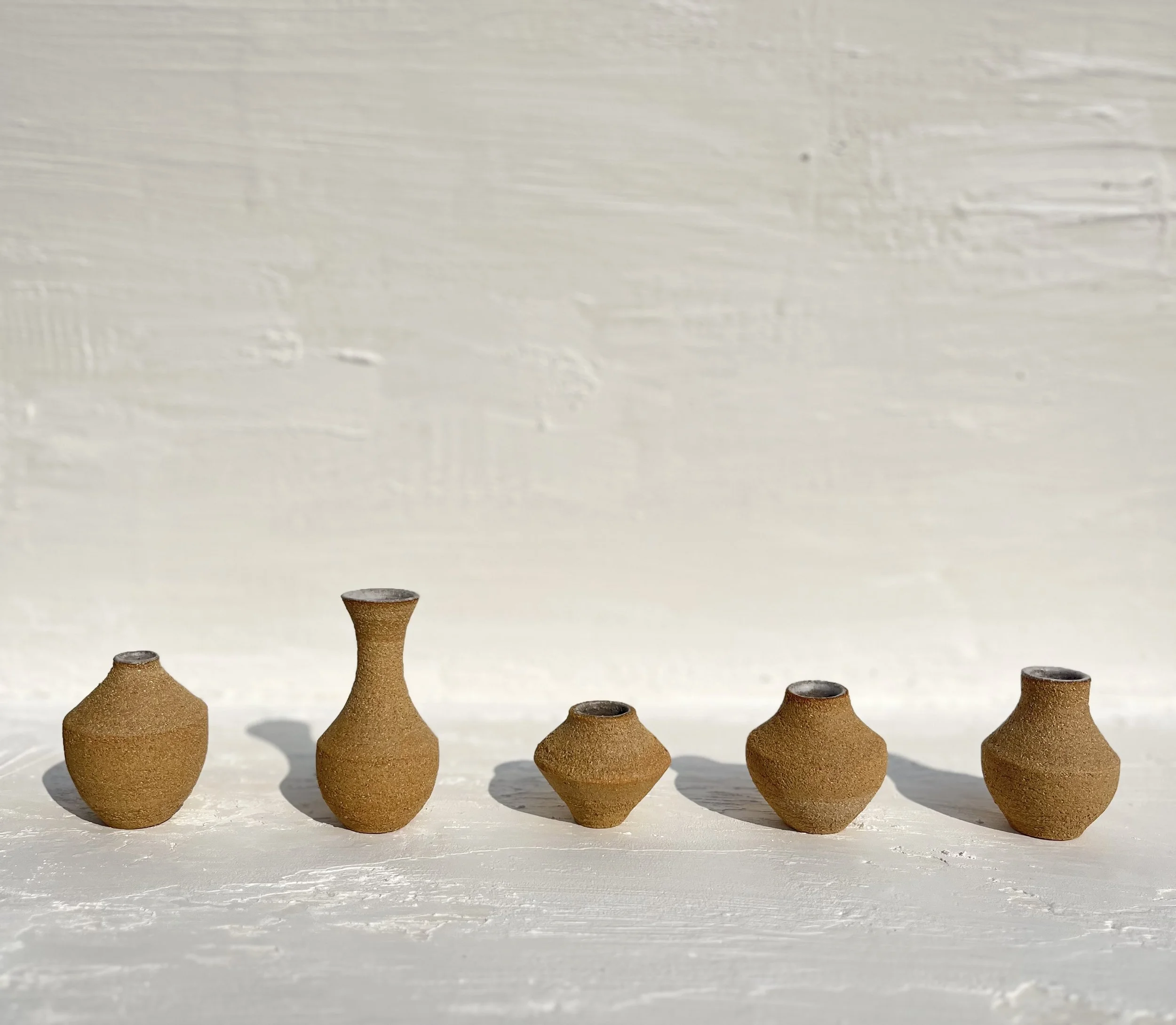 AURELIE CALLIGARIS CERAMIQUES MINIS VASES SCULPTURE MINIMALISTE BRUTE