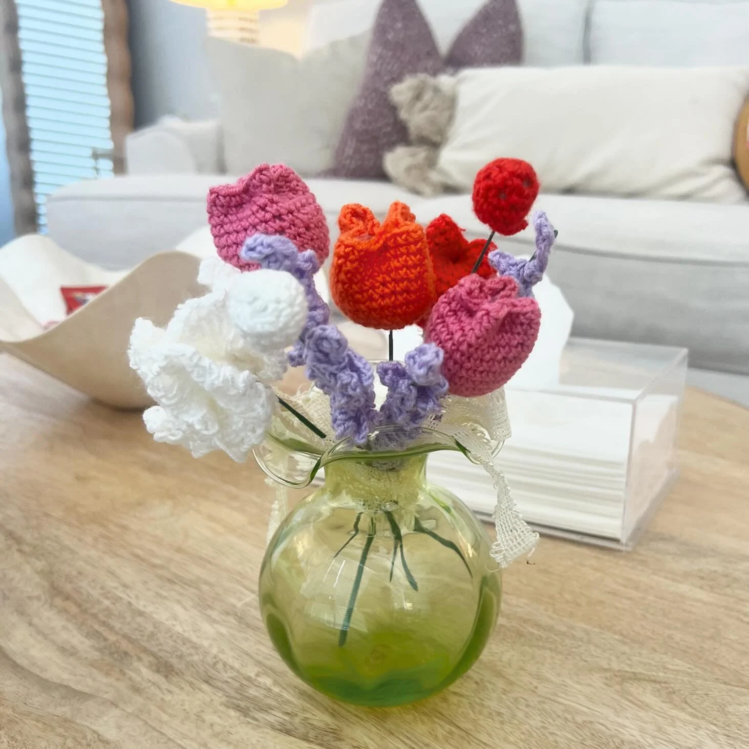 Hand crocheted flower bouquet made by one of my clients! 💗 knitting, crocheting, coloring, art etc can be used as a technique or coping skill to better manage your anxiety! I have the best clients! 🌸🌸🌸💐💐 #dbtskills #crochet eting #anxiety #anxi