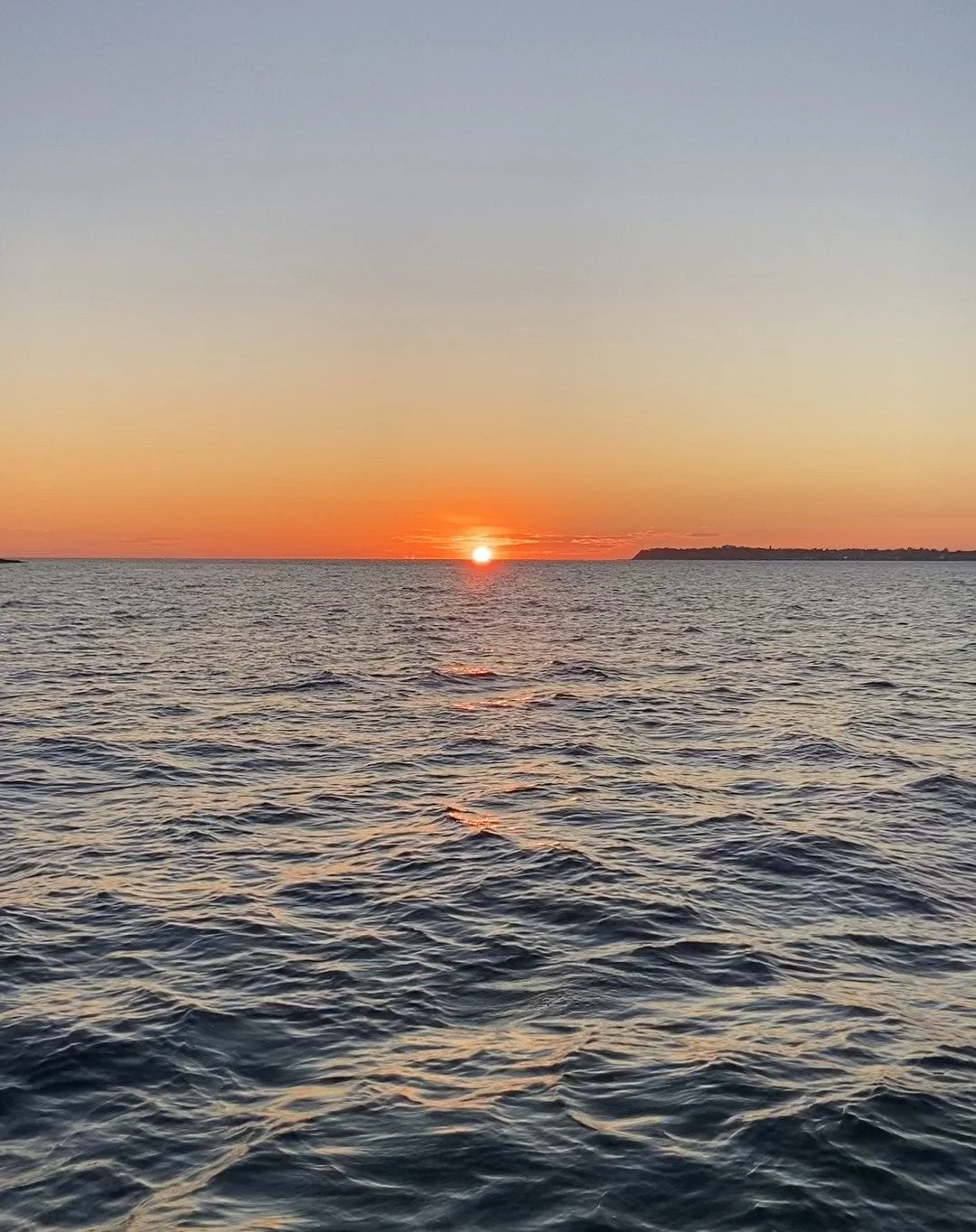 I haven’t sailed since 2005 - maybe even earlier. But the moment I see Godzilla from afar, I’m filled with joy and excitement. And after just half an hour on board, it feels like I’ve lived there forever. It’s the most natural