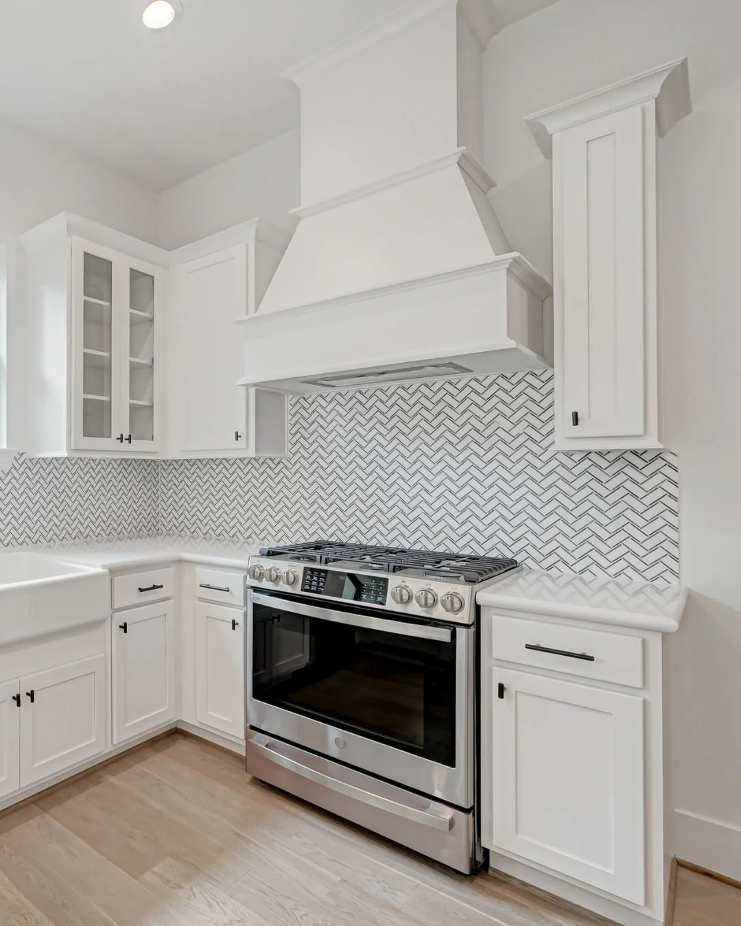 Come explore the luxurious finishes and timeless craftsmanship that define Sullivan Brothers Builders&mdash;visit our model home at 3518 Harvest Dance, Houston, TX 77008, and experience Timbergrove Trails for yourself!

Schedule a tour today by conne