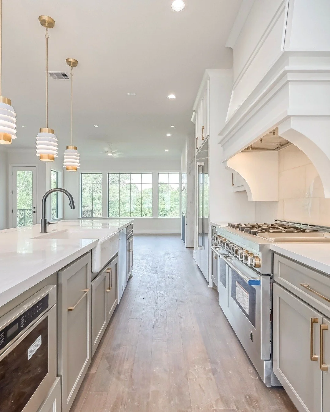 At Sullivan Brothers Builders, every home is crafted with exceptional quality and timeless style. 🏡
Take a look around — your dream home is waiting.
Visit our website to view our communities and available homes - sbbtexas.com
#TexasHomeBuil