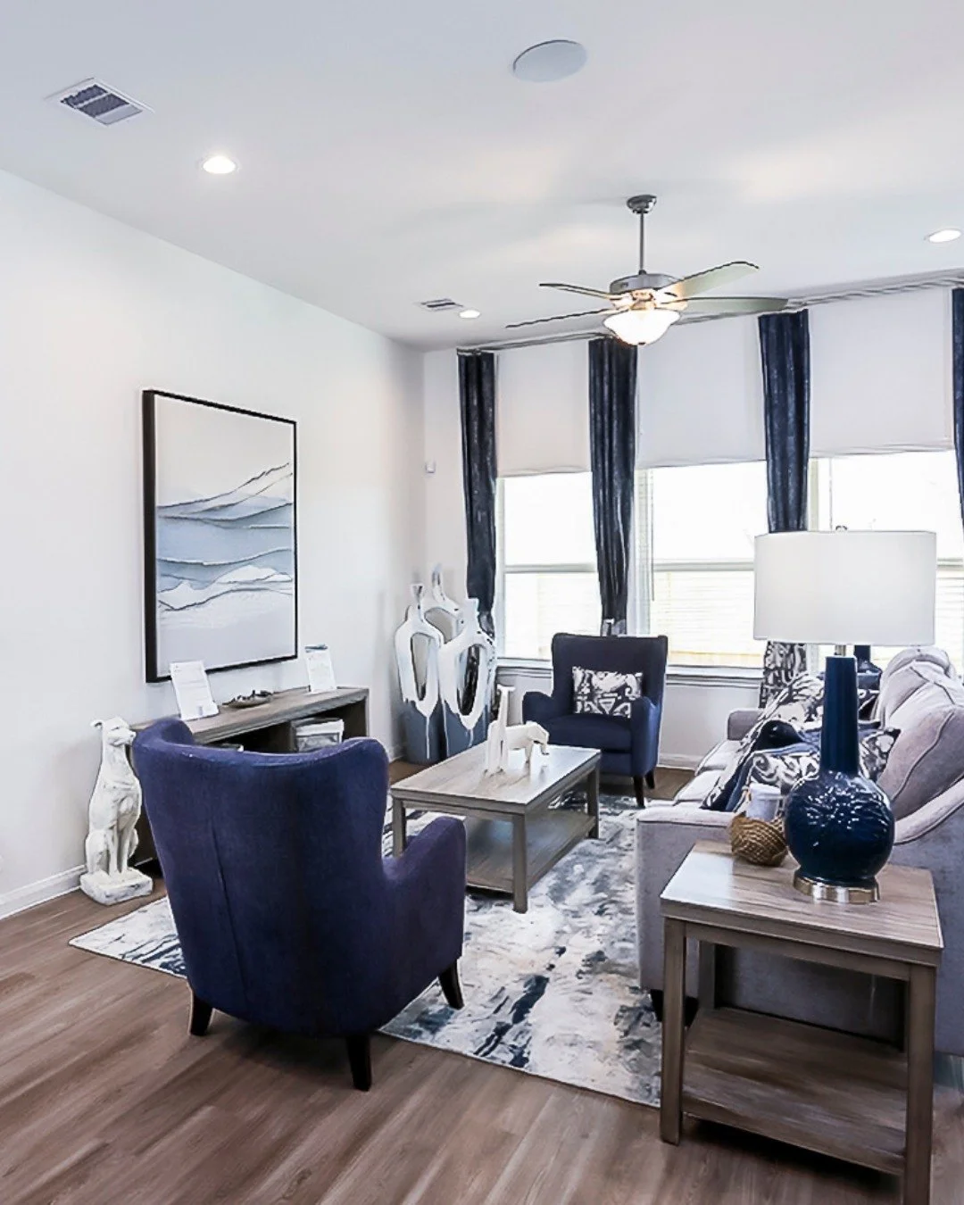 King Oaks Village is a Sullivan Brothers Builders community located in Baytown, Texas. We have one and two story homes perfect for you and your family!

View our available homes on our website - sbbtexas.com/king-oaks-village

Want to schedule a tour