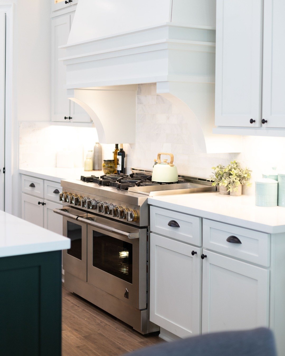 Celebrate the season in a kitchen designed for connection. Find your perfect home at Reserve in Memorial.

View our available listings at sbbtexas.com/reserve-in-memorial and contact our sales agent!

Rikki Robbins
📞 (832) 221-8783
📧 rrobbins@sbbte