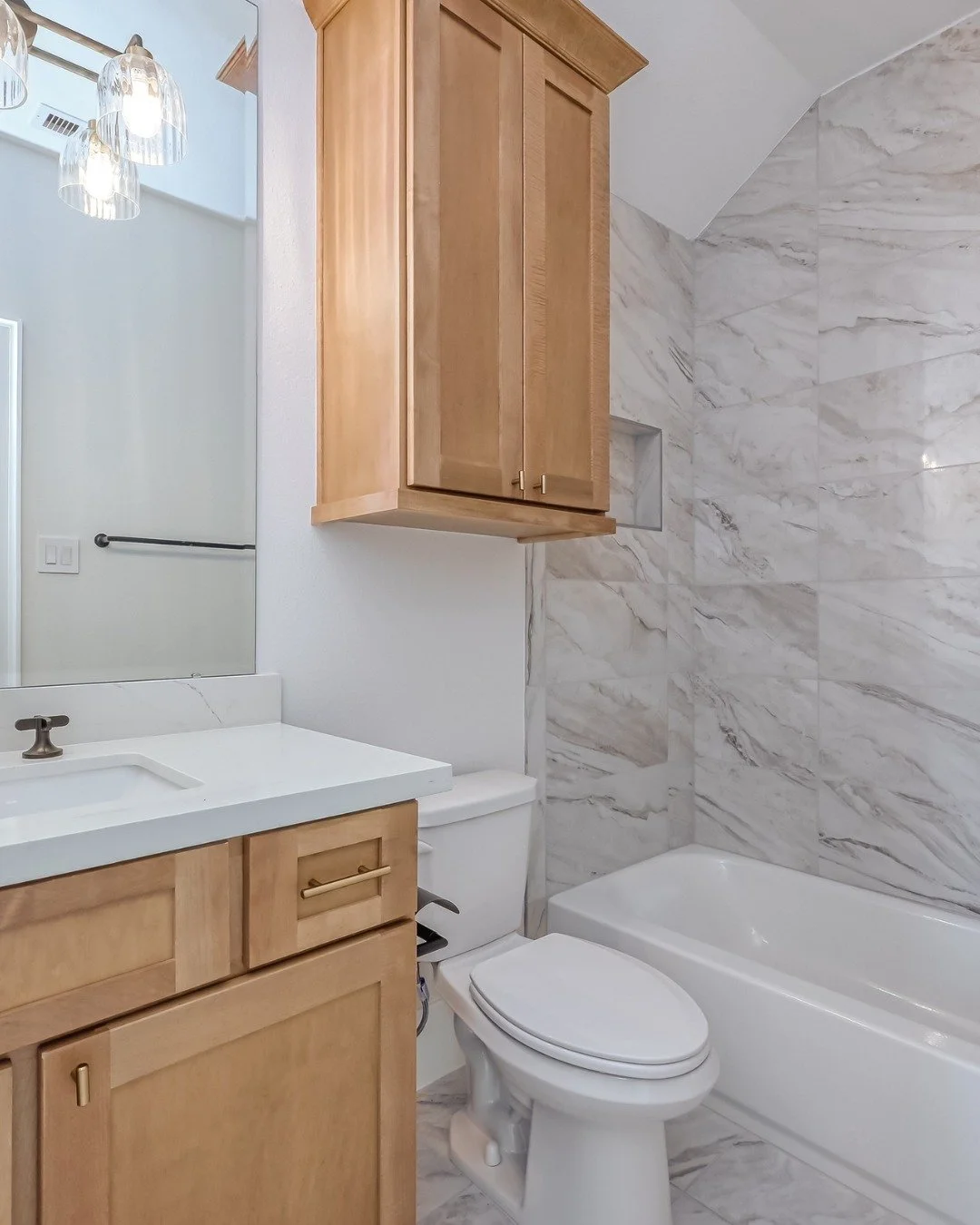 Thoughtfully designed 3- and 4-bedroom homes, starting in the $600s, feature exquisite finishes and superior craftsmanship&mdash;hallmarks of Sullivan Brothers Builders.

Reserve in Memorial has the perfect entertainment space for your favorite gathe