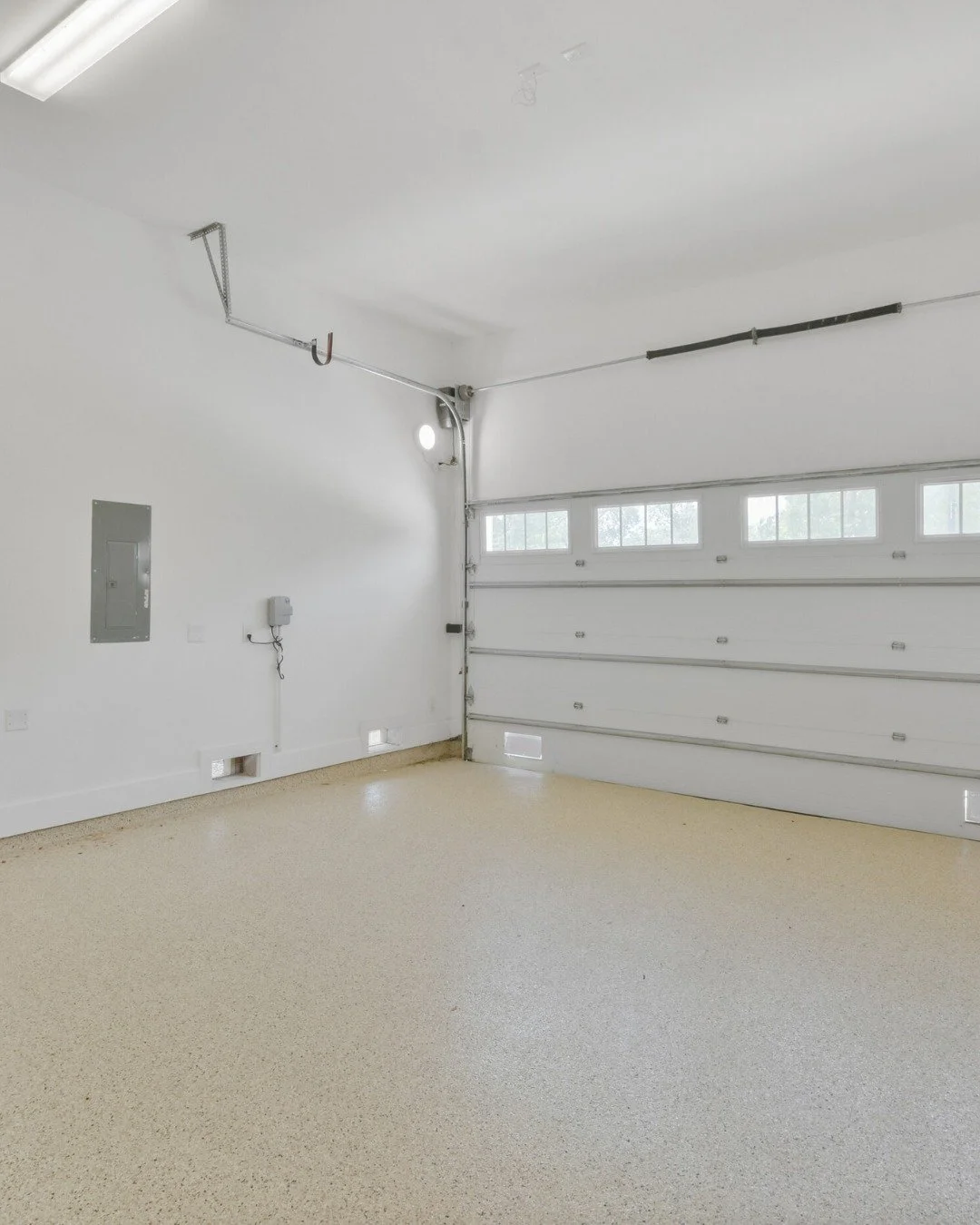 Looking for a home with a garage? Reserve in Memorial has what you are looking for!

Learn more about our homes by visiting our website - sbbtexas.com/reserve-in-memorial

Contact our sales agent, Rikki,
📞(832) 221-8783
📧rrobbins@sbbtexas.com

#hou