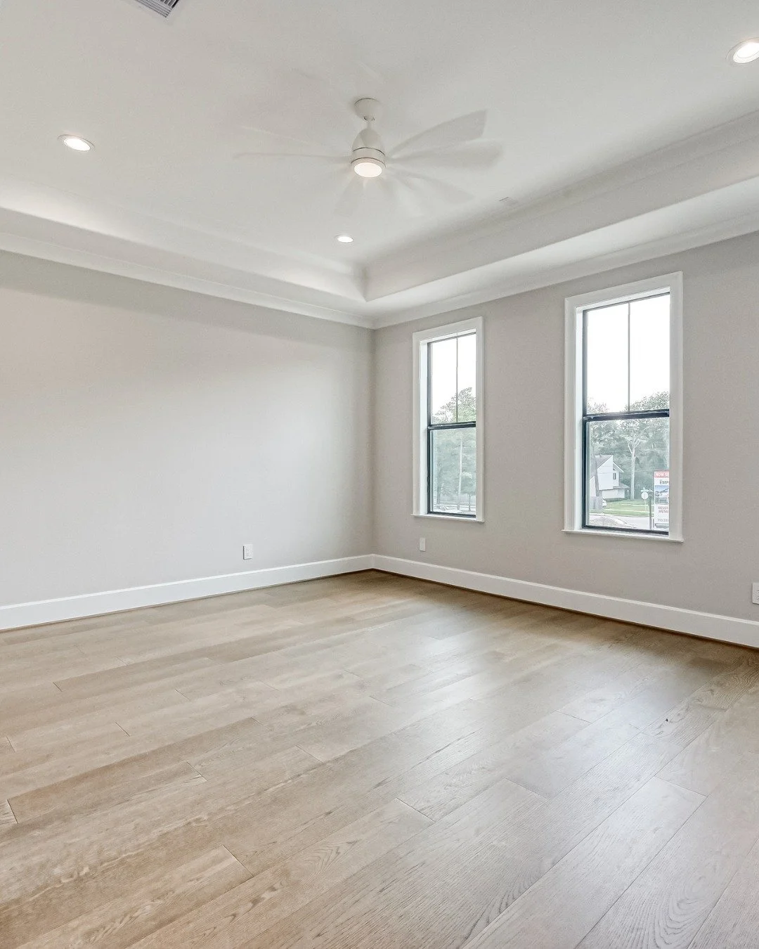 Make a room like this your own in Reserve in Memorial. Schedule a visit today by contacting our sales agent.

Visit sbbtexas.com/reserve-in-memorial to learn more about the community and to view our available homes.

Schedule a tour today!
Contact ou