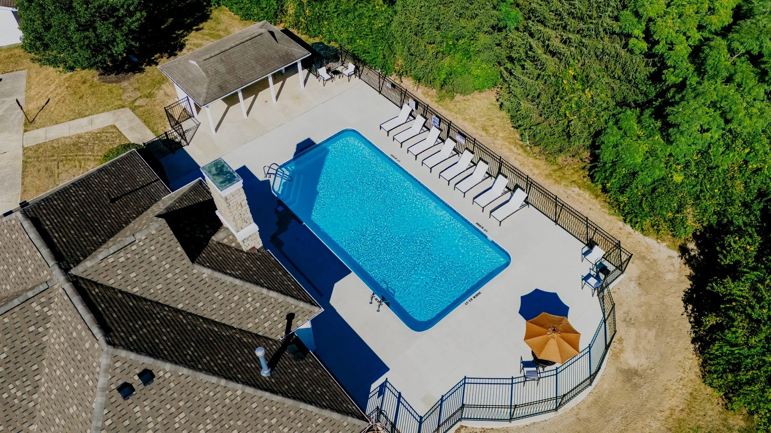 pool house at blendon woods
