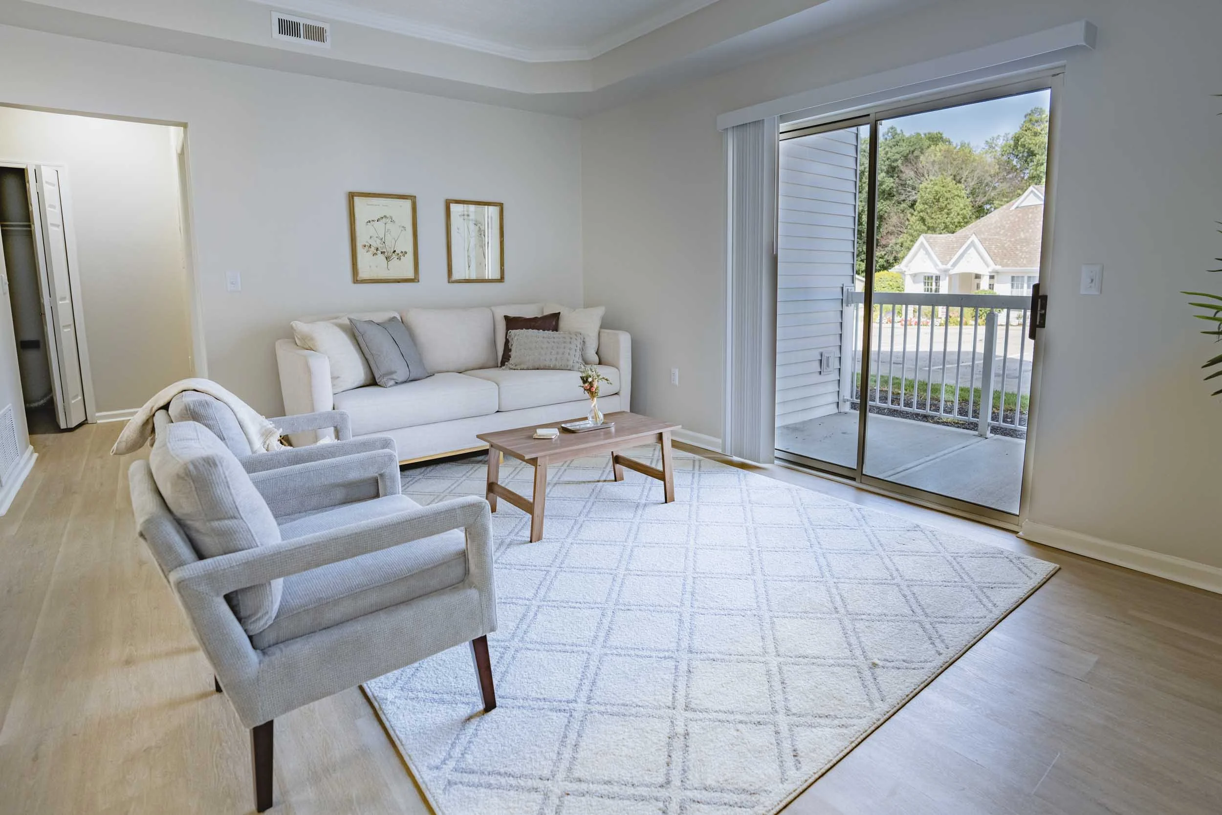 Blendon Woods Apartments | Two-Bedroom Apartments for Rent in Westerville, OH | Living Room and Balcony