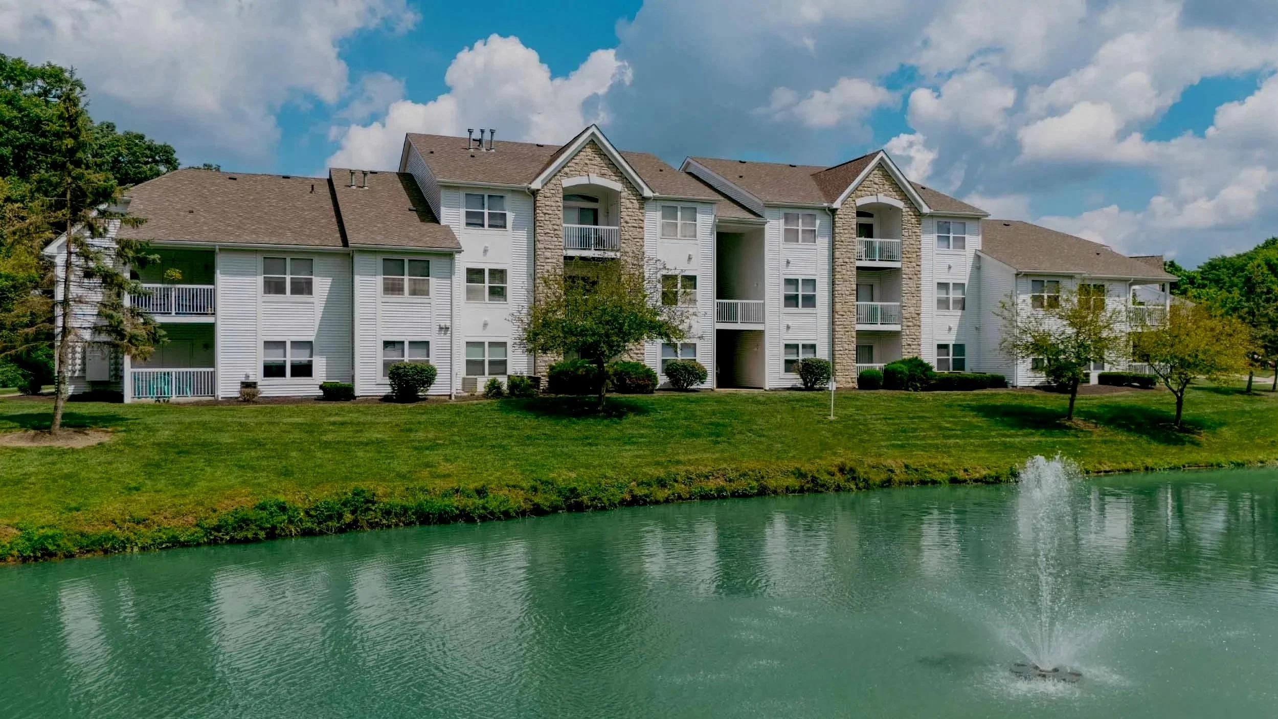 blendon woods apartments- outside