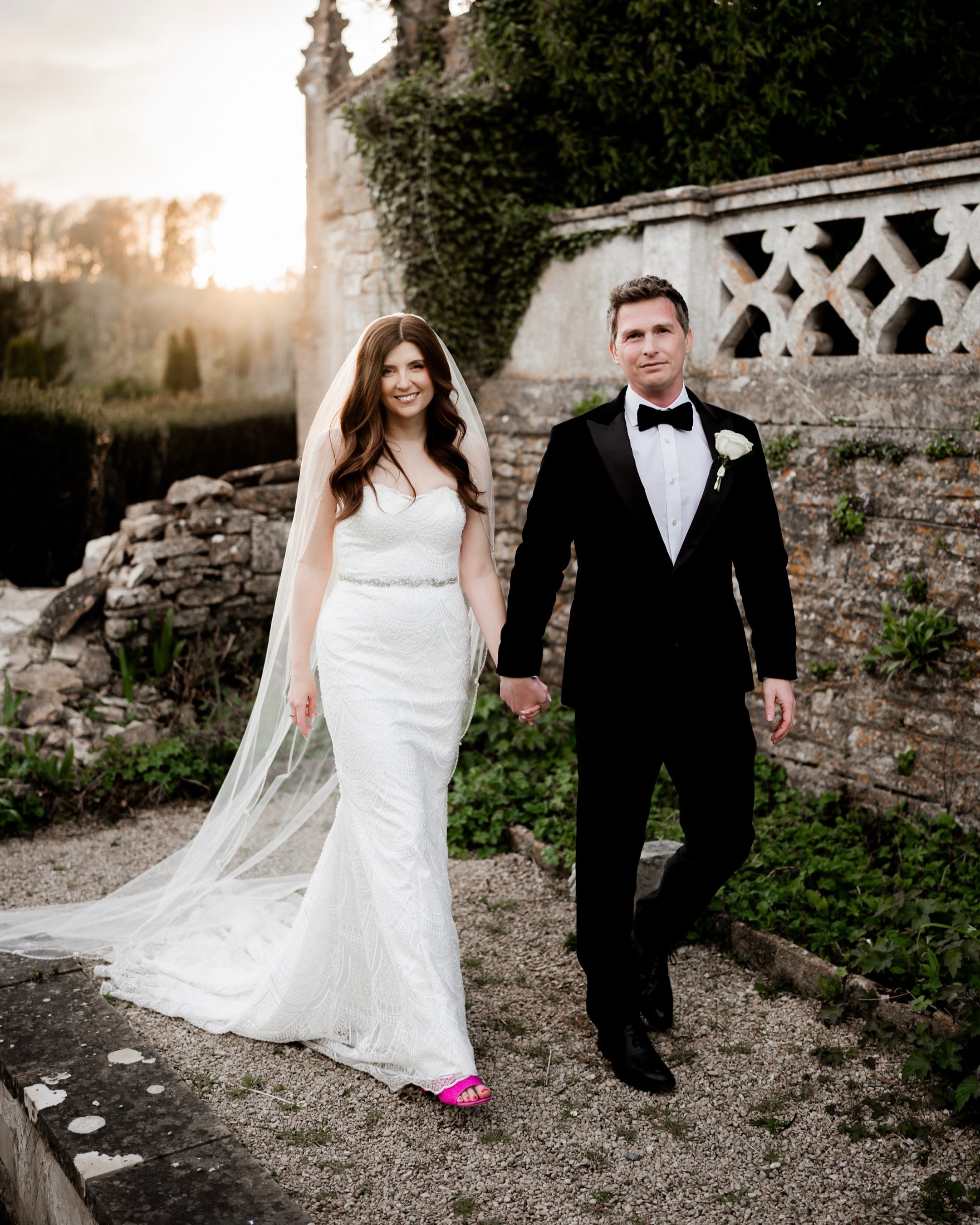 MR &amp; MRS SPURR 🤍 

@themanor_house 
@jilljeffriesflowers 
@rubyloubeauty 
@laurengoslinghair 
@cakedaydreams 
@cjweddings_ltd 
@thebristolstringquartet