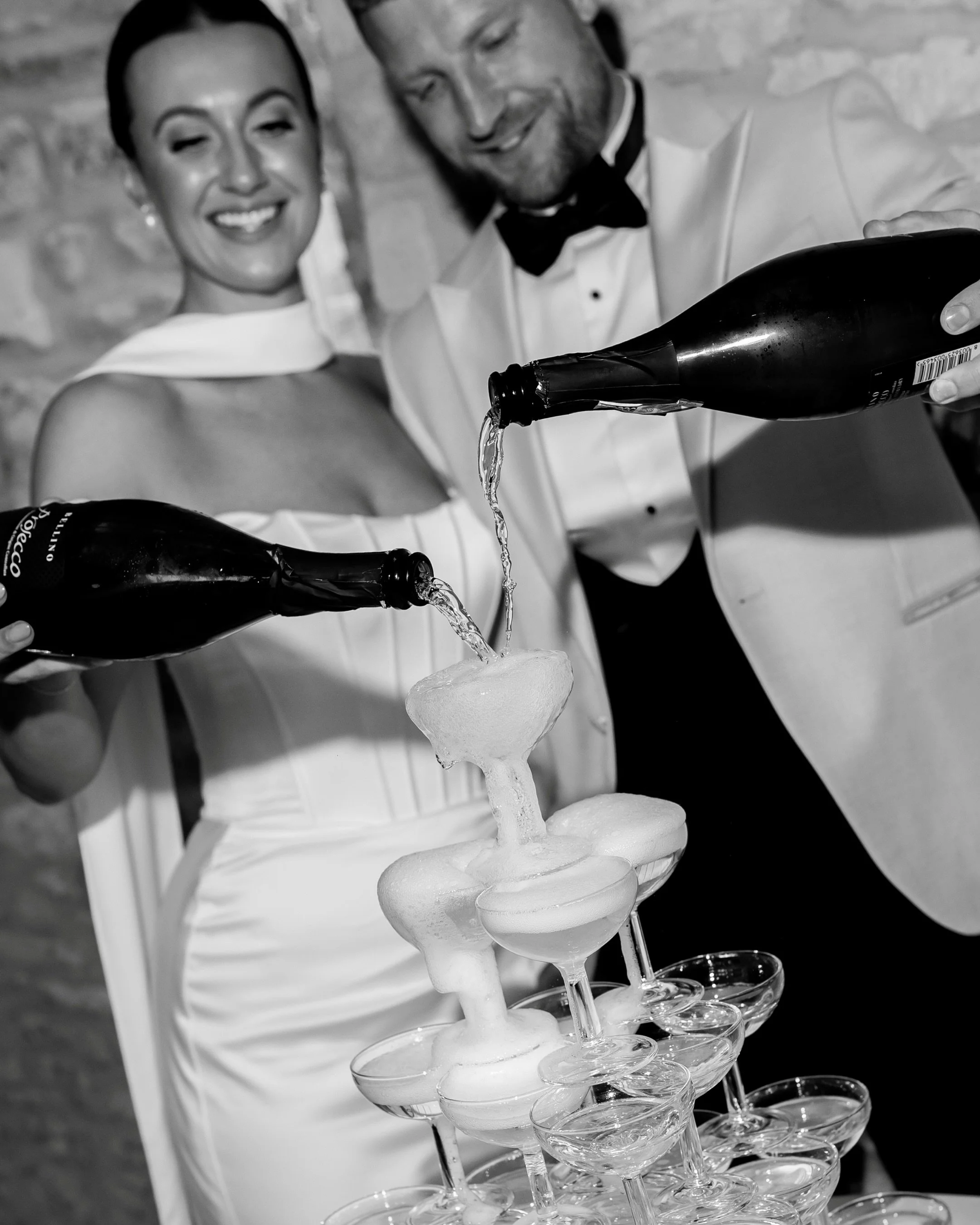 THE BRITTONS at @caswellhouse 🤍😍

&ldquo;OH MY GOODNESS CHARLOTTE 🥹
We are just so thankful and so glad you were there to capture our day ❤️
I am absolutely speechless at the photos they&rsquo;re absolutely insane 🤍🤍&rdquo; 🥹

Team: 

Photograp