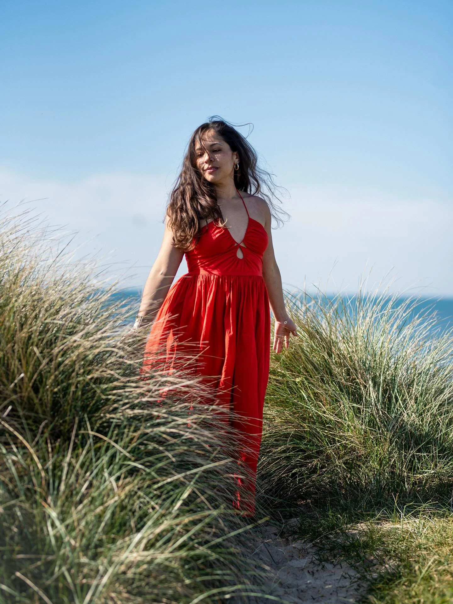 Hola! I&rsquo;m Juli, short for Juliana 🤎

Born in Colombia, a land of deep roots, rich traditions, and vibrant colours. For the past 16 years, I&rsquo;ve made my home by the sea in Bournemouth, where the rhythm of the ocean reminds me to slow down 