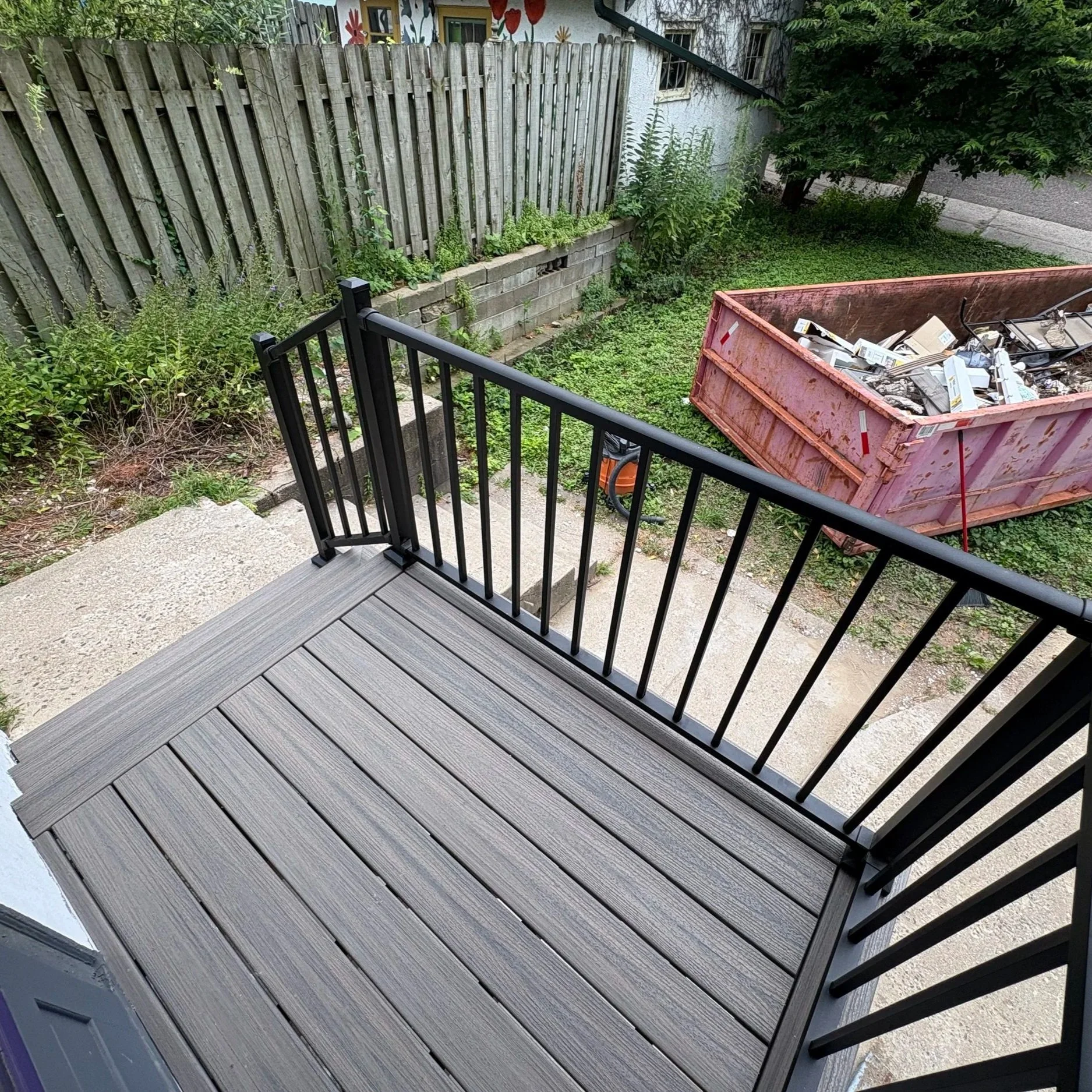 Deck_2_4.jpg