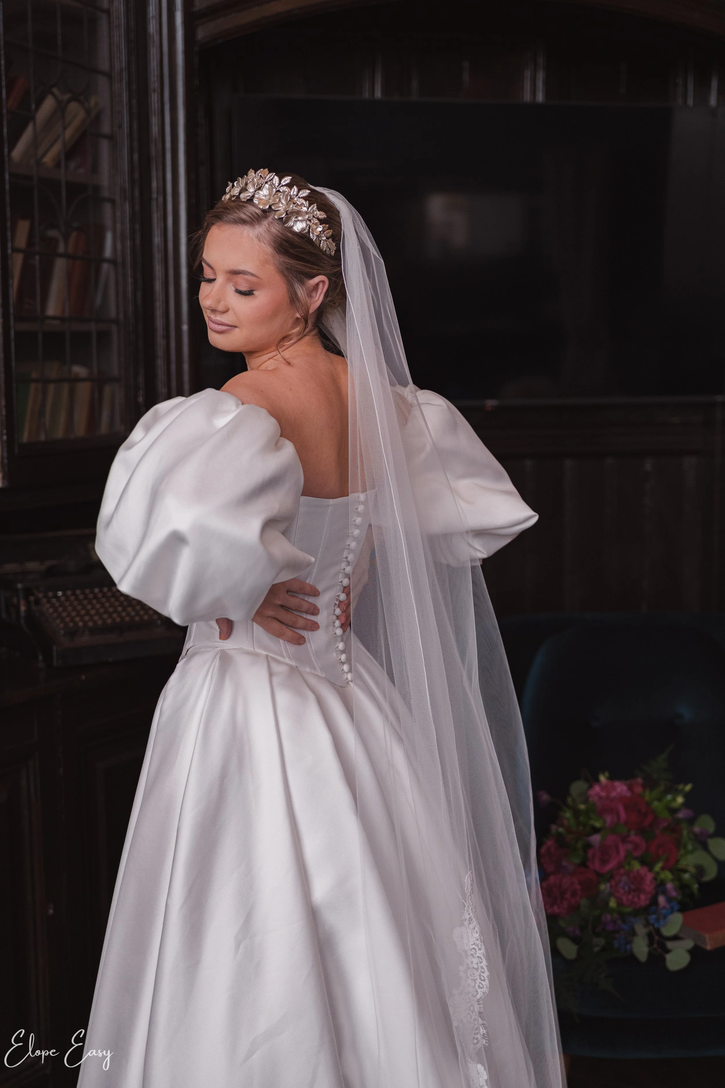 beauty and the beast wedding inspo