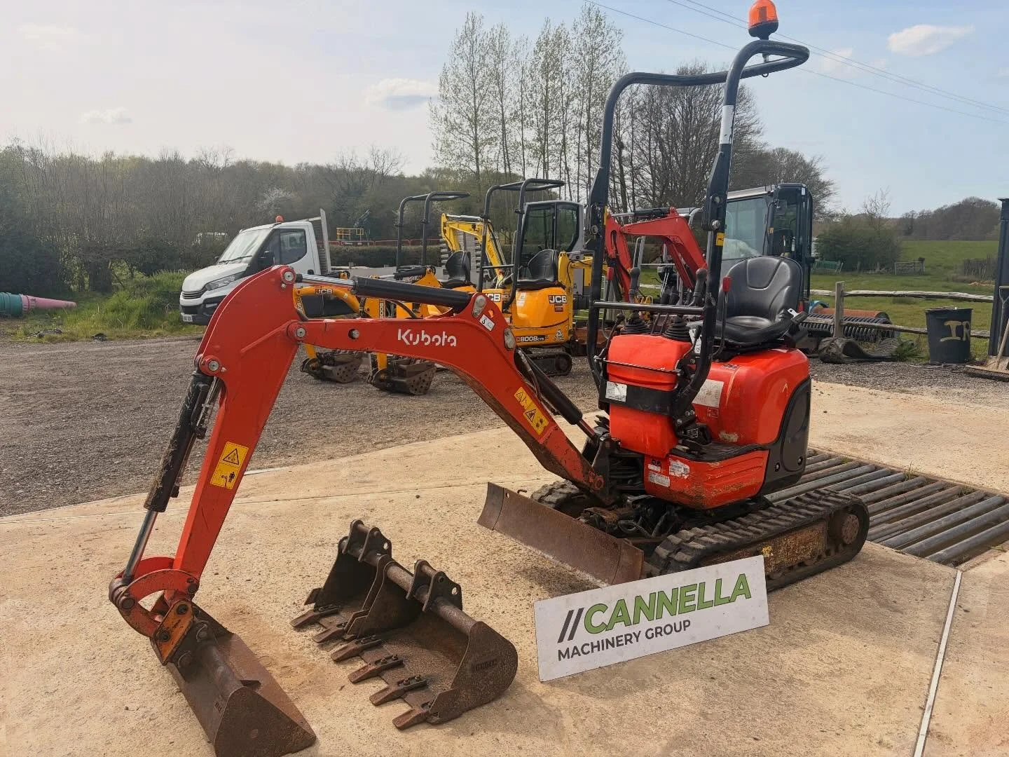 Kubota U10-3 digger year 2021 only 753 hours &pound;9750+vat

Excellent condition
Fully serviced all oils, filters and aux belt changed.
LED light conversion
Amber beacon
Full set of buckets, grading, 600mm and 300mm 
Quick Semi auto Hitch
Starts and