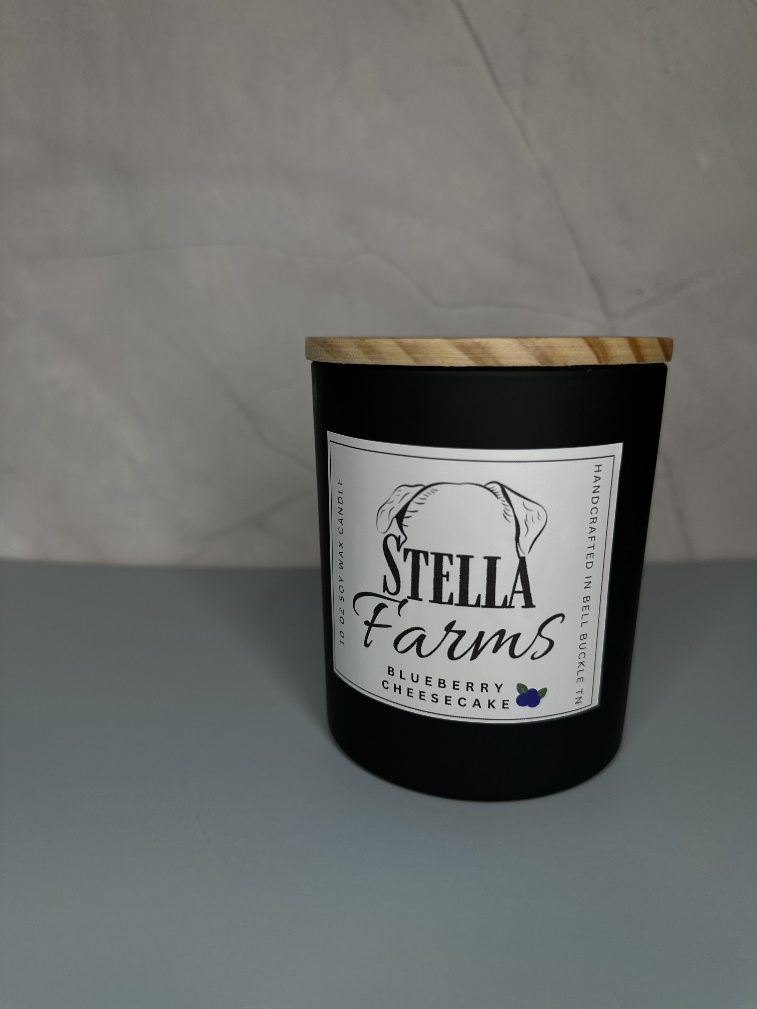 Blueberry Cheesecake 10 oz Soy Wax Candle