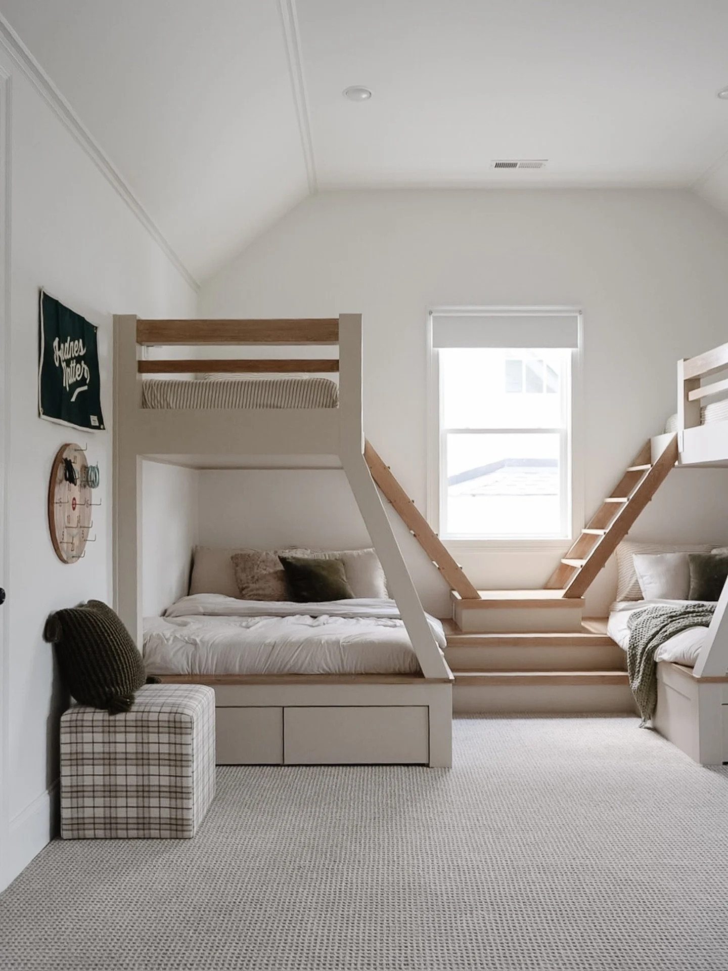 There was a blank space and we had a vision... aaand a need for some extra sleeping space for when family came to visit. 💭✨

Swipe to see the progression and what this room looked like before! &mdash;>