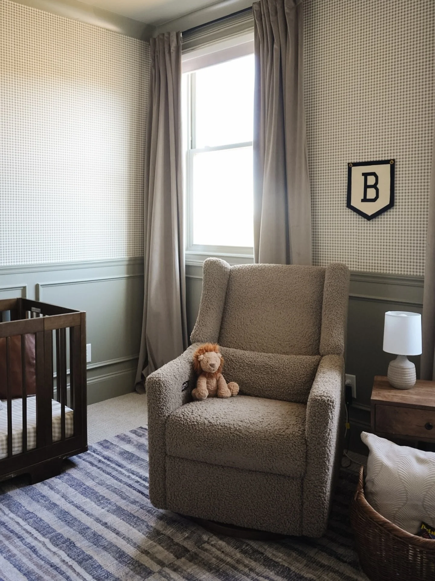 Swipe to see the before &mdash;> 

Kids spaces are so dang fun. I love designing a nursery that can grow up with your little one, envisioning what it can be in the baby, toddler, little and big kid years. ✨