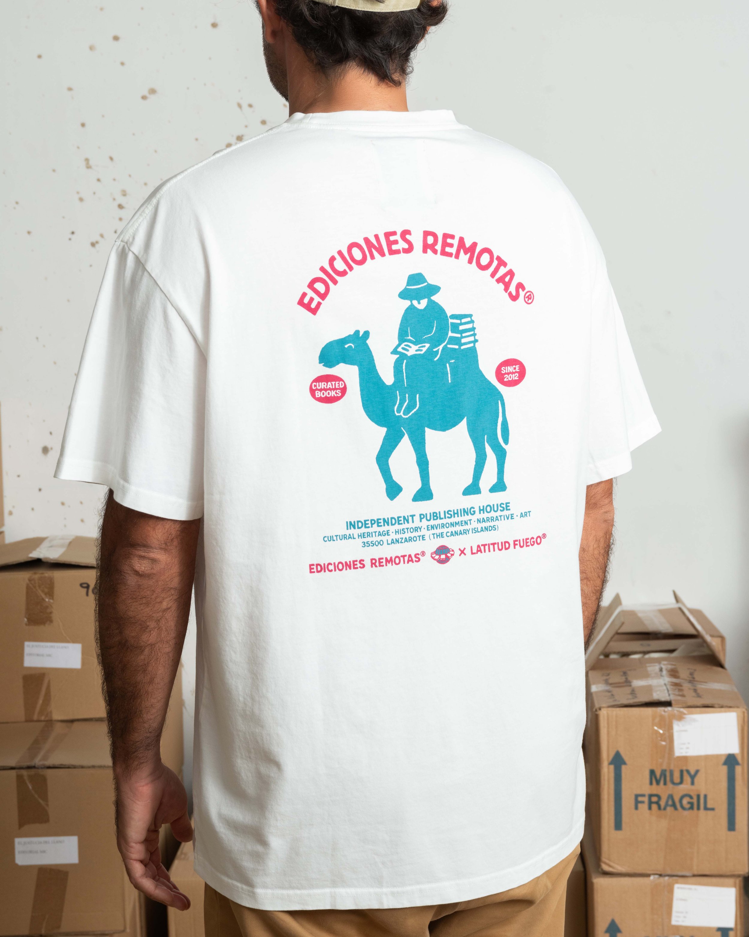 Latitud_Fuego_Ediciones_Remotas_camiseta_Back_Normal_LXLdetail.jpg