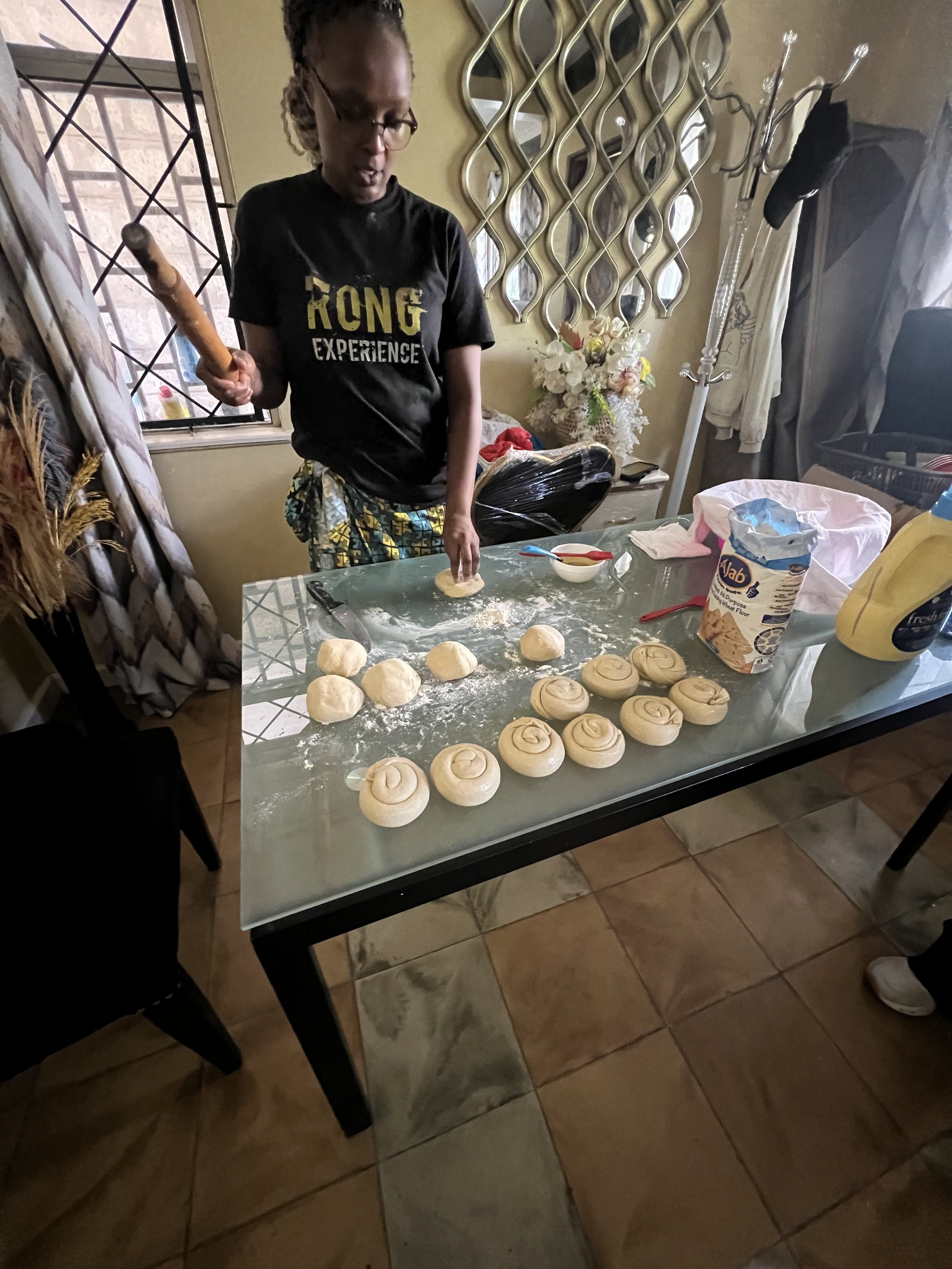 Tabbi making chapati