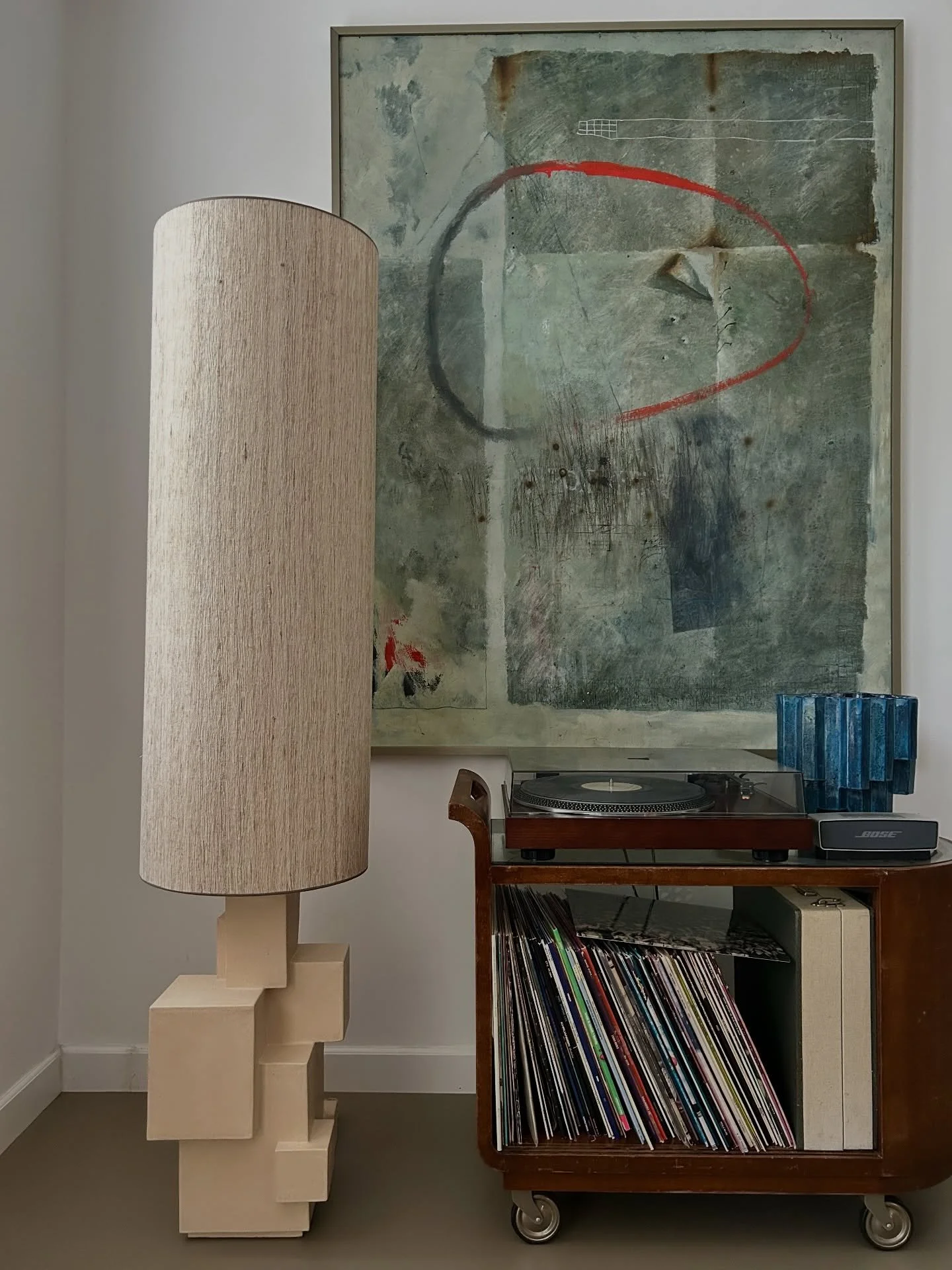 Floor lamp with wild silk shade
.
.
.
.
.
#ceramicfloorlamp #brutalistlamp #wildsilk #peoplesofthelabyrinth #inspiredbyarchitecture