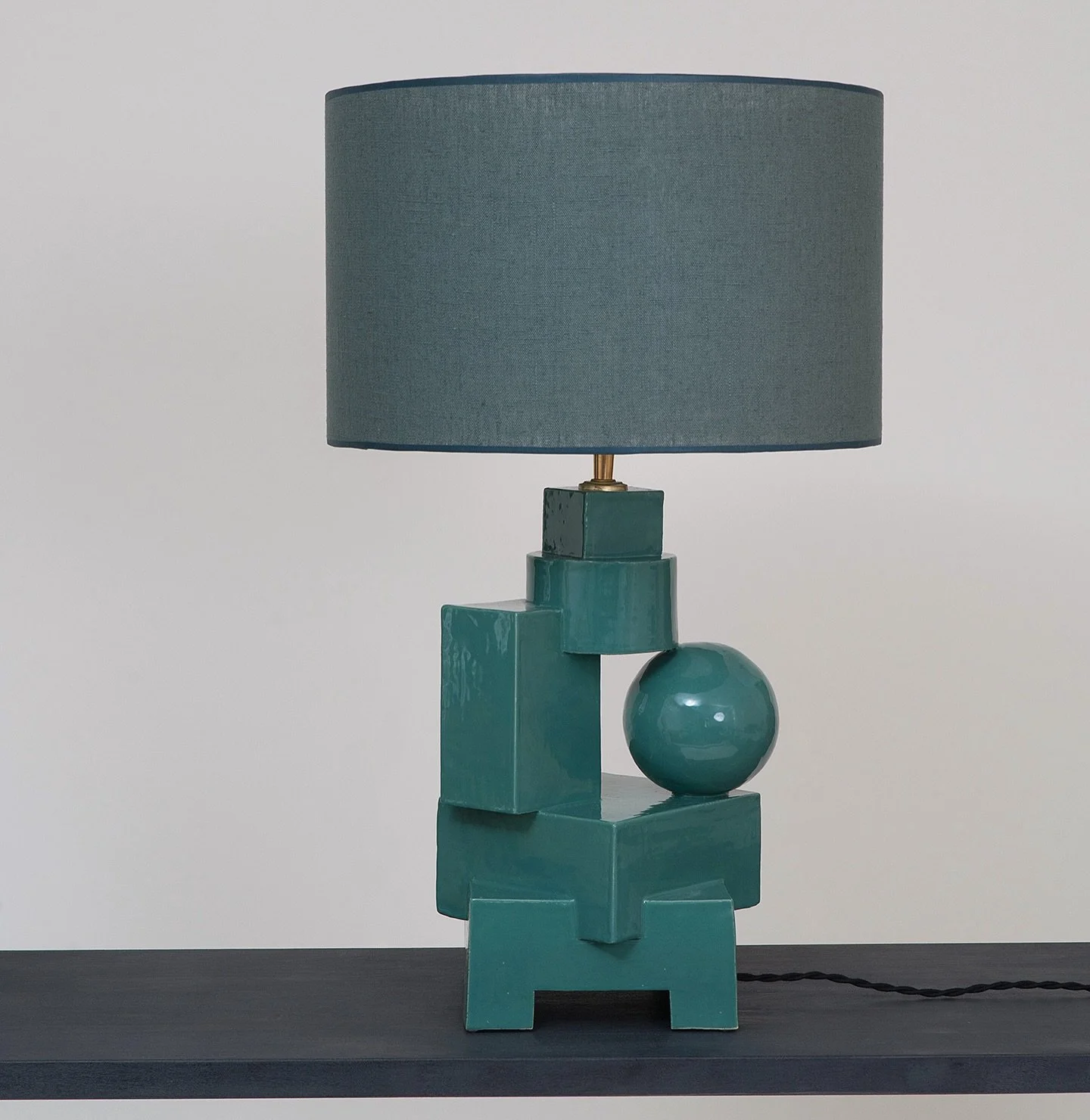 Jade green table lamp
Ceramics and linen shade
Unique piece
+- 75cm high 
This beauty is available, dm for more info!
.
.
.
.
.
#jadegreenlamp #colourfulinterior #ceramiclamp #statementpiece #colourfulhomes