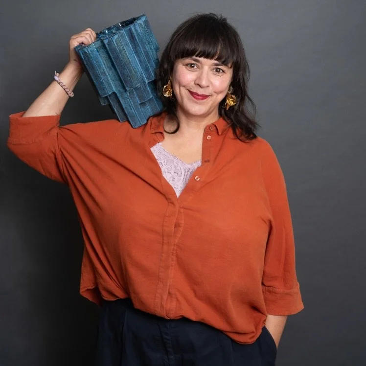 The Model

Usually, you only see a company&rsquo;s final product. But a whole process precedes that final result. That is why I am introducing you to all the employees who make it possible. 

#femalebusinessowner #ceramicdesigner #smallbusinessowner 