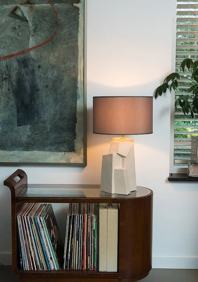 Witte-lamp-Max-van-keramiek-inge-simonis_fotograaf-Bas-Adriaans-3.jpg