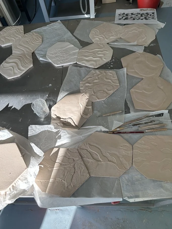 Overzicht van the making of van de tegels