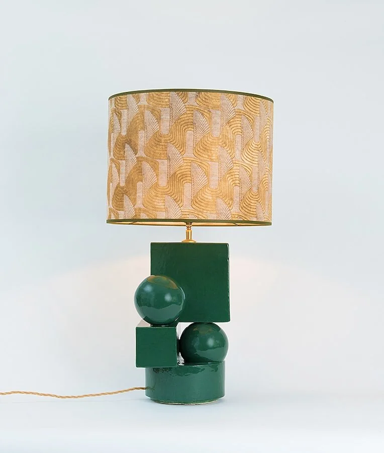 Donkergroene lamp van keramiek