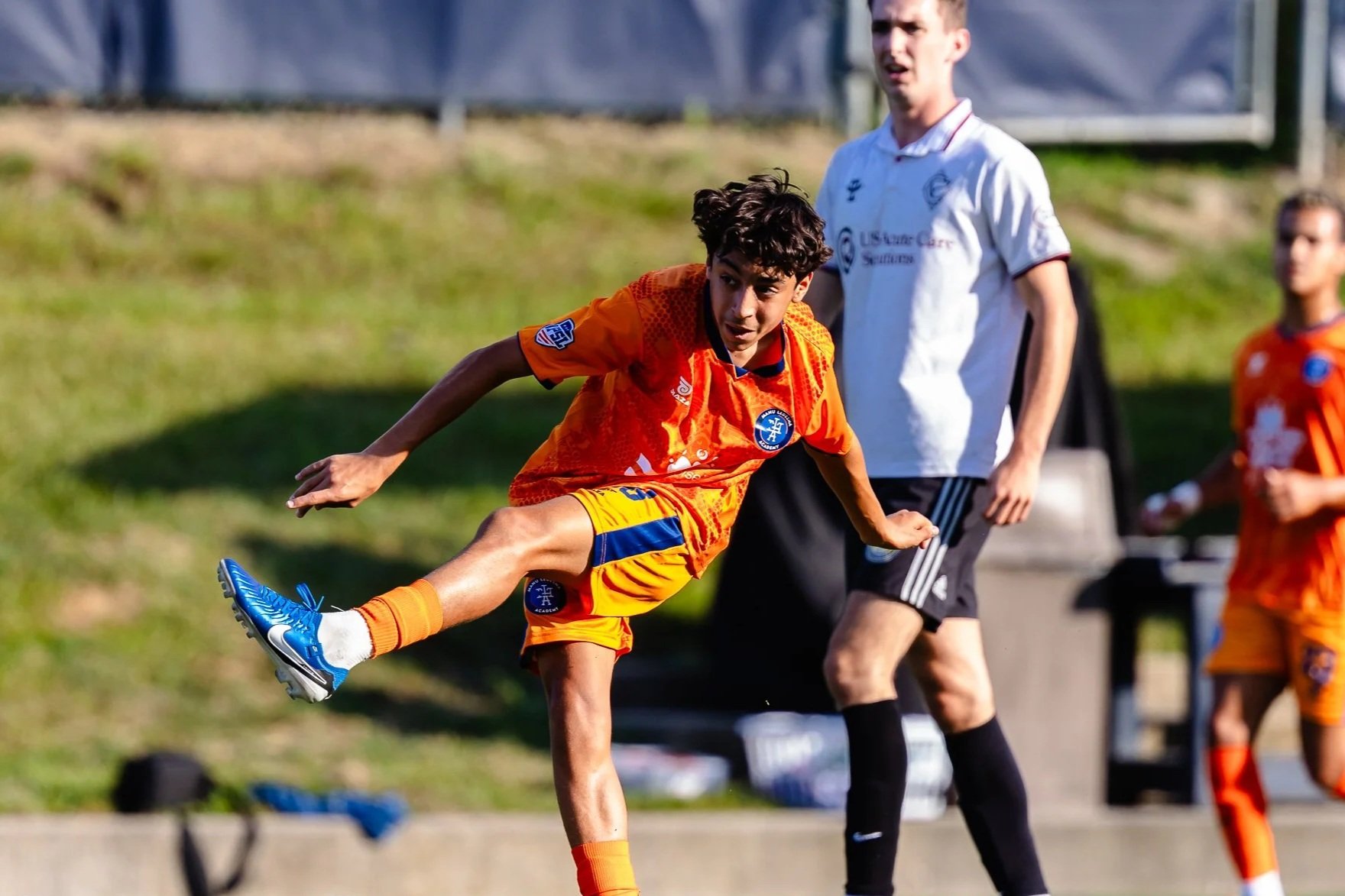 elijah spotlight.jpg