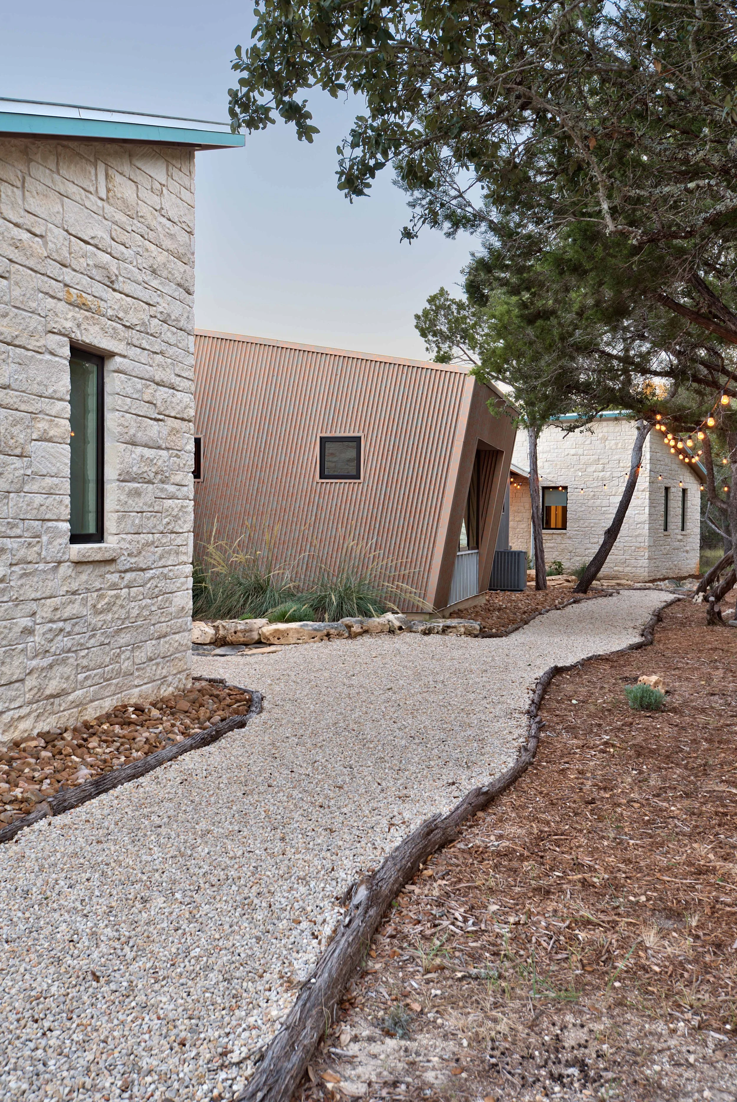 OAK HEIGHTS HAVEN_EXTERIOR_FRONT ELEVATION_DSC0553.jpg