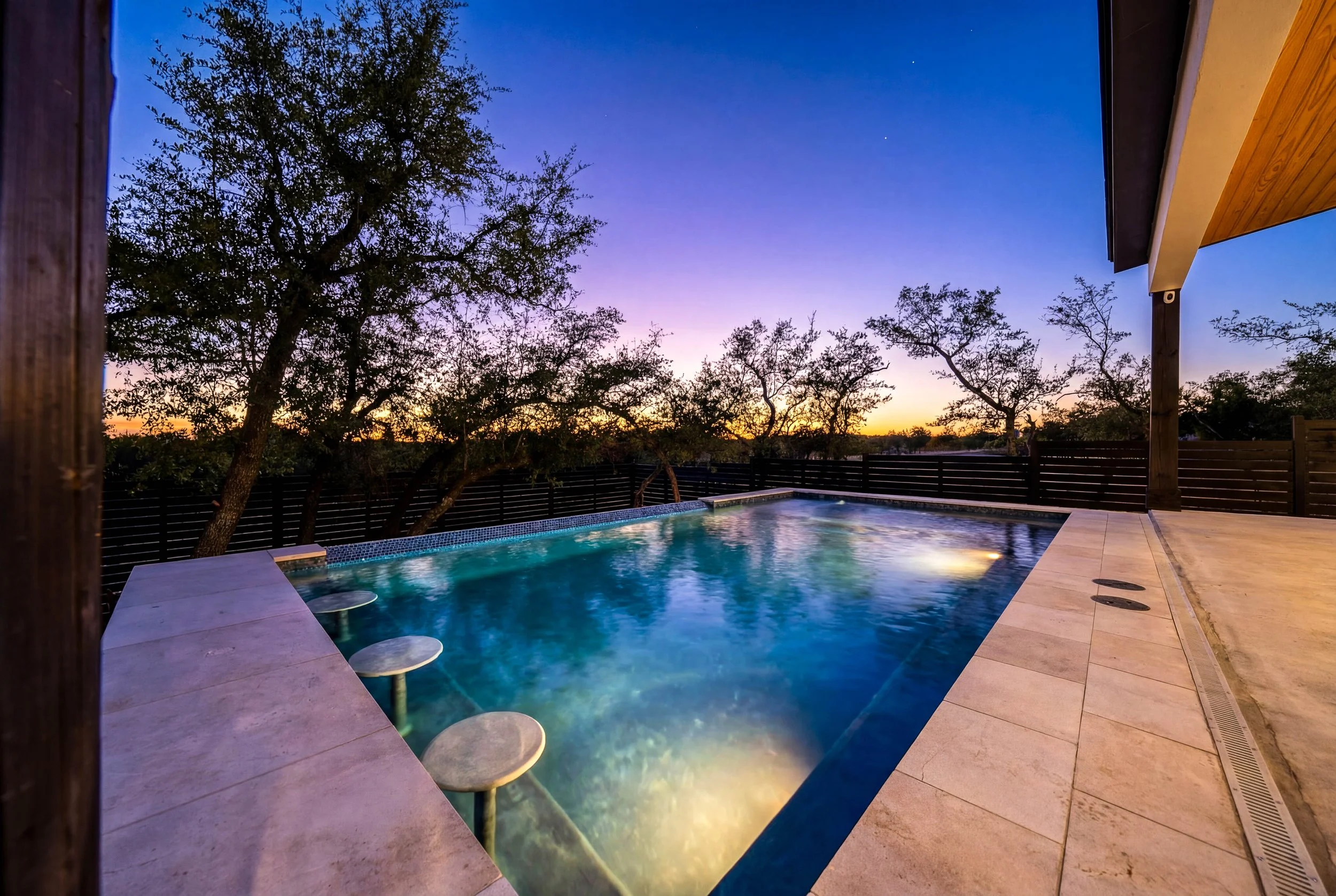 135 Stoneledge Dr-48.jpg