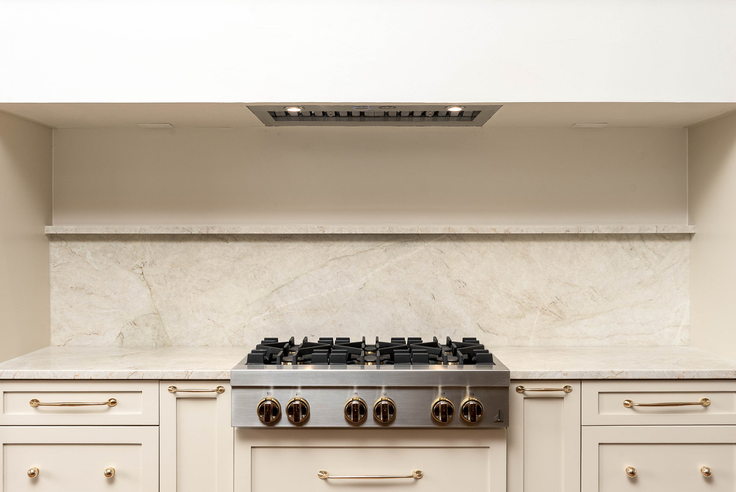 5946 Colin Rdg-8.jpg