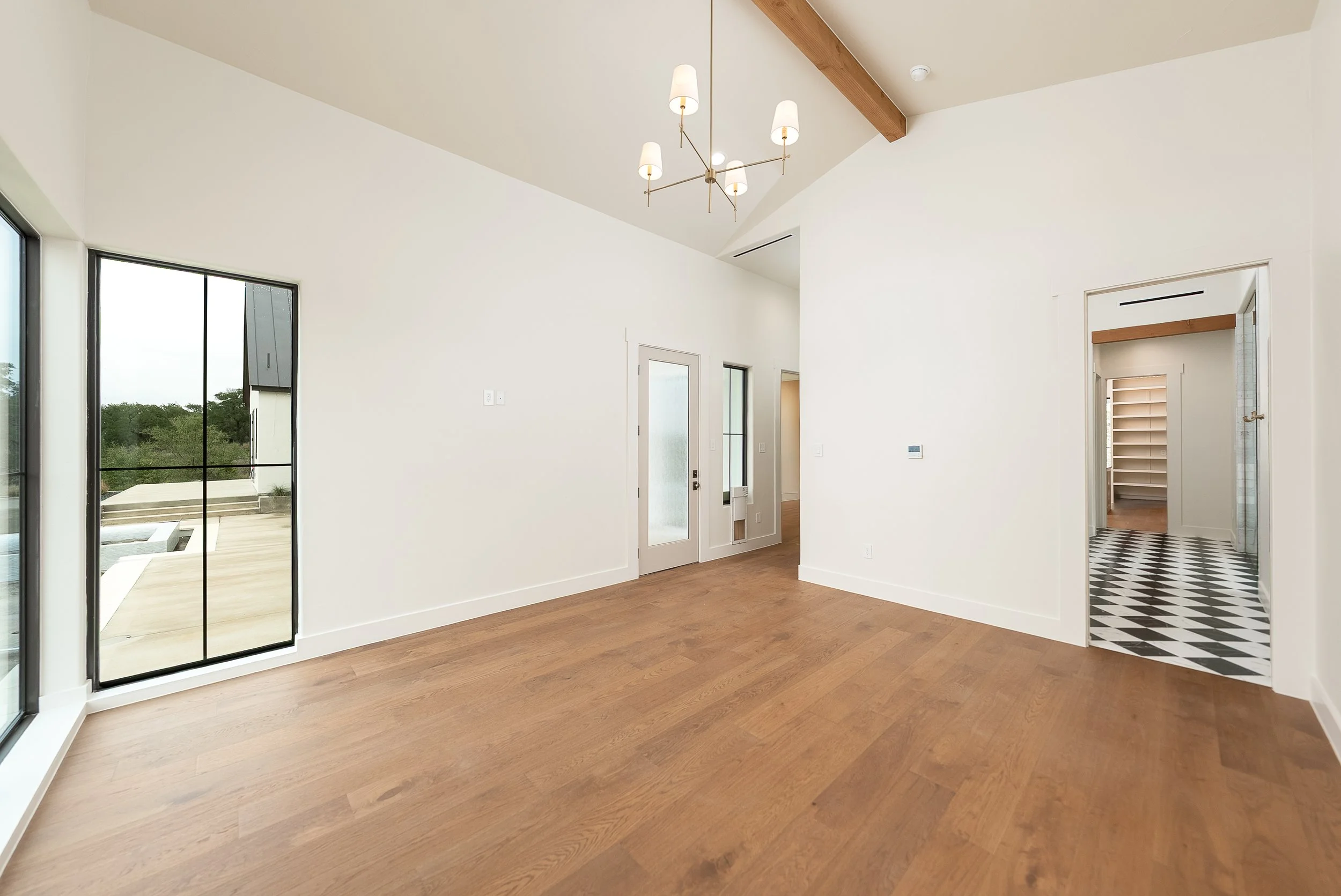 5946 Colin Rdg Interiors-23.jpg