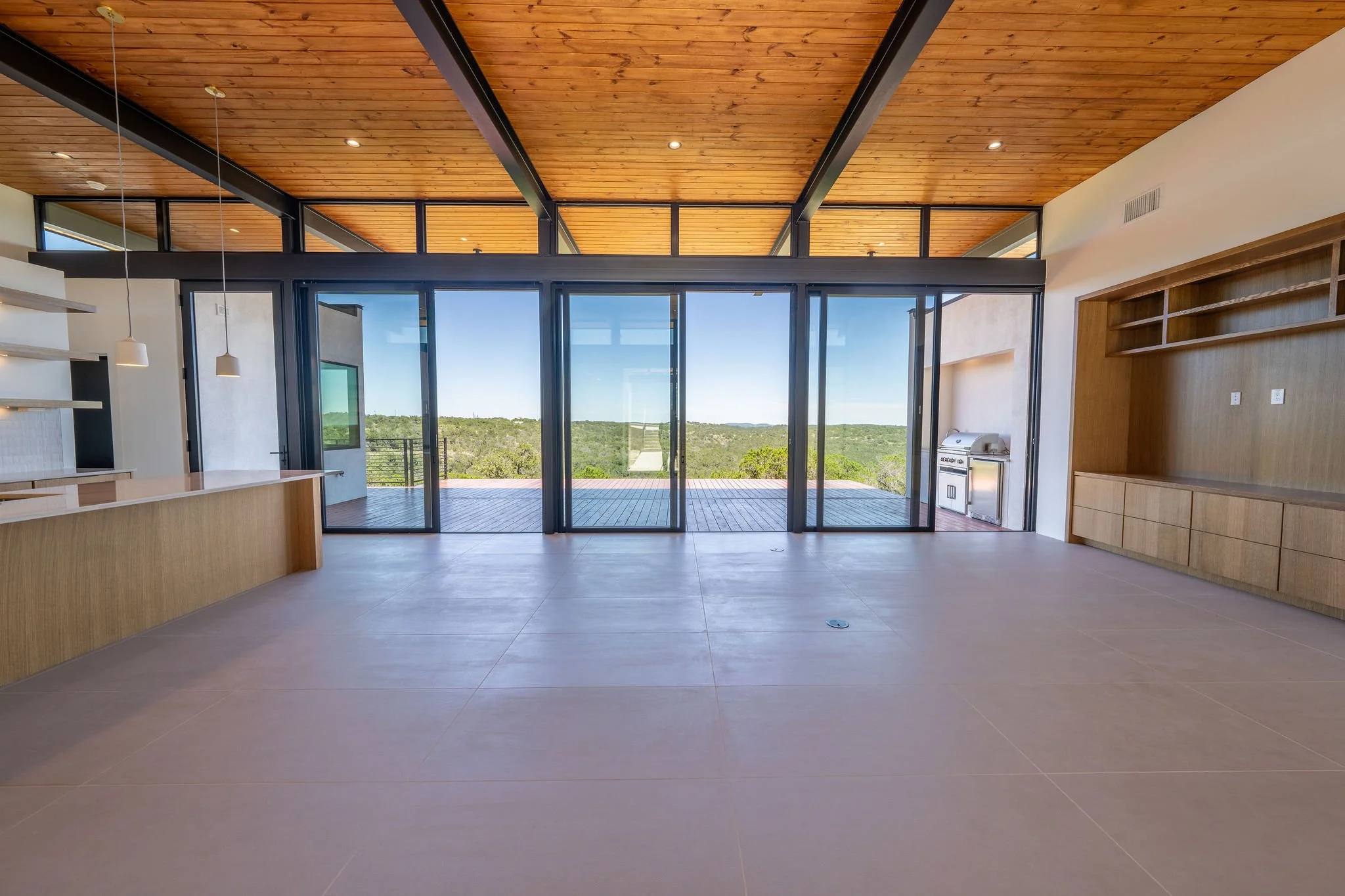 ckc-custom-homes-LoveInTheHillCountry-60.jpg
